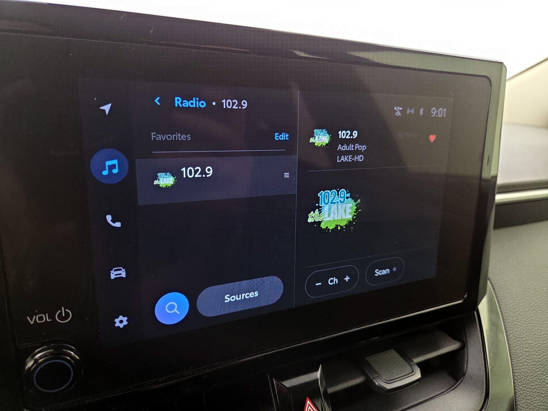 Thumbnail: 2023 Toyota Corolla - 15