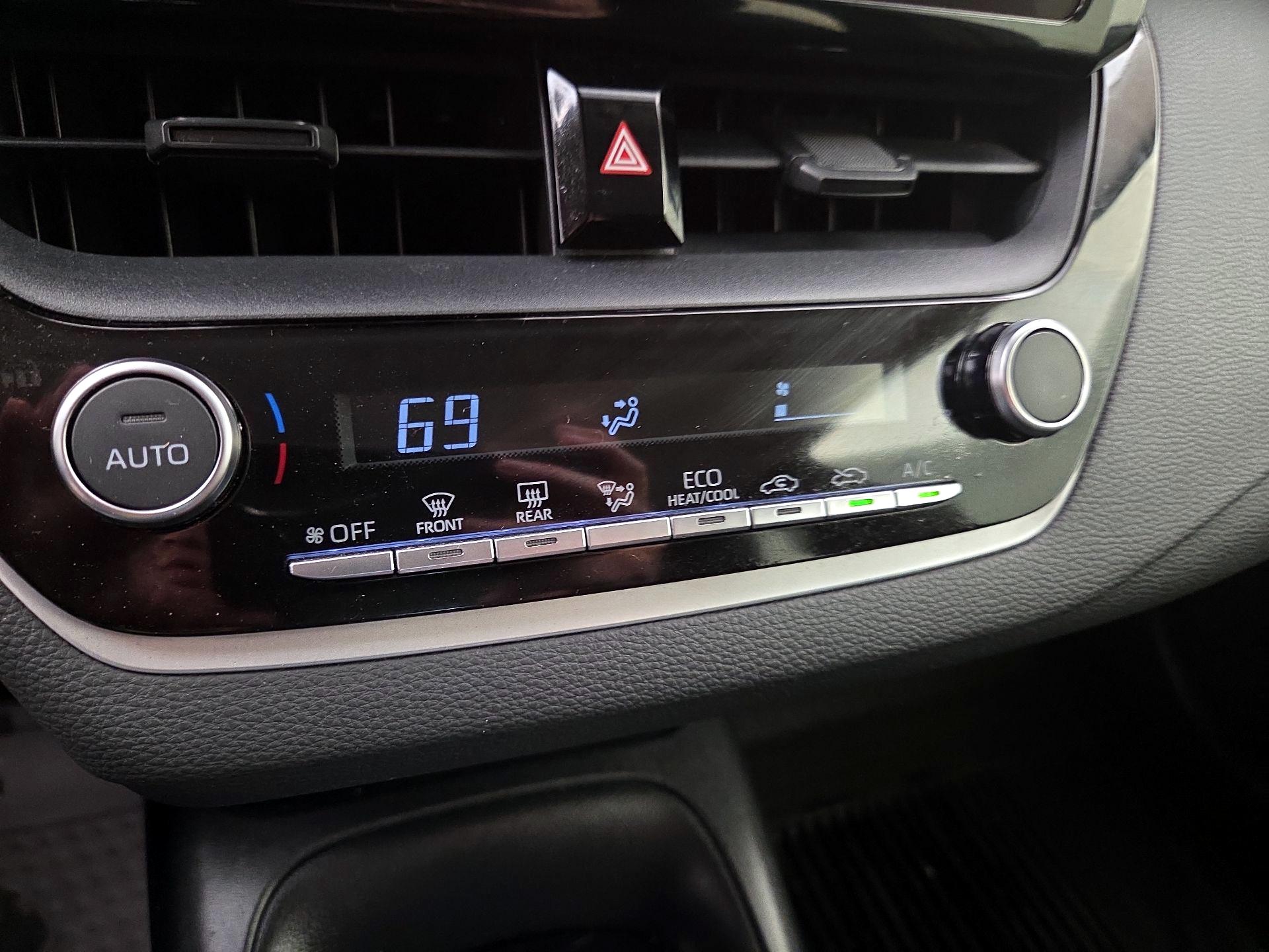 Thumbnail: 2023 Toyota Corolla - 16