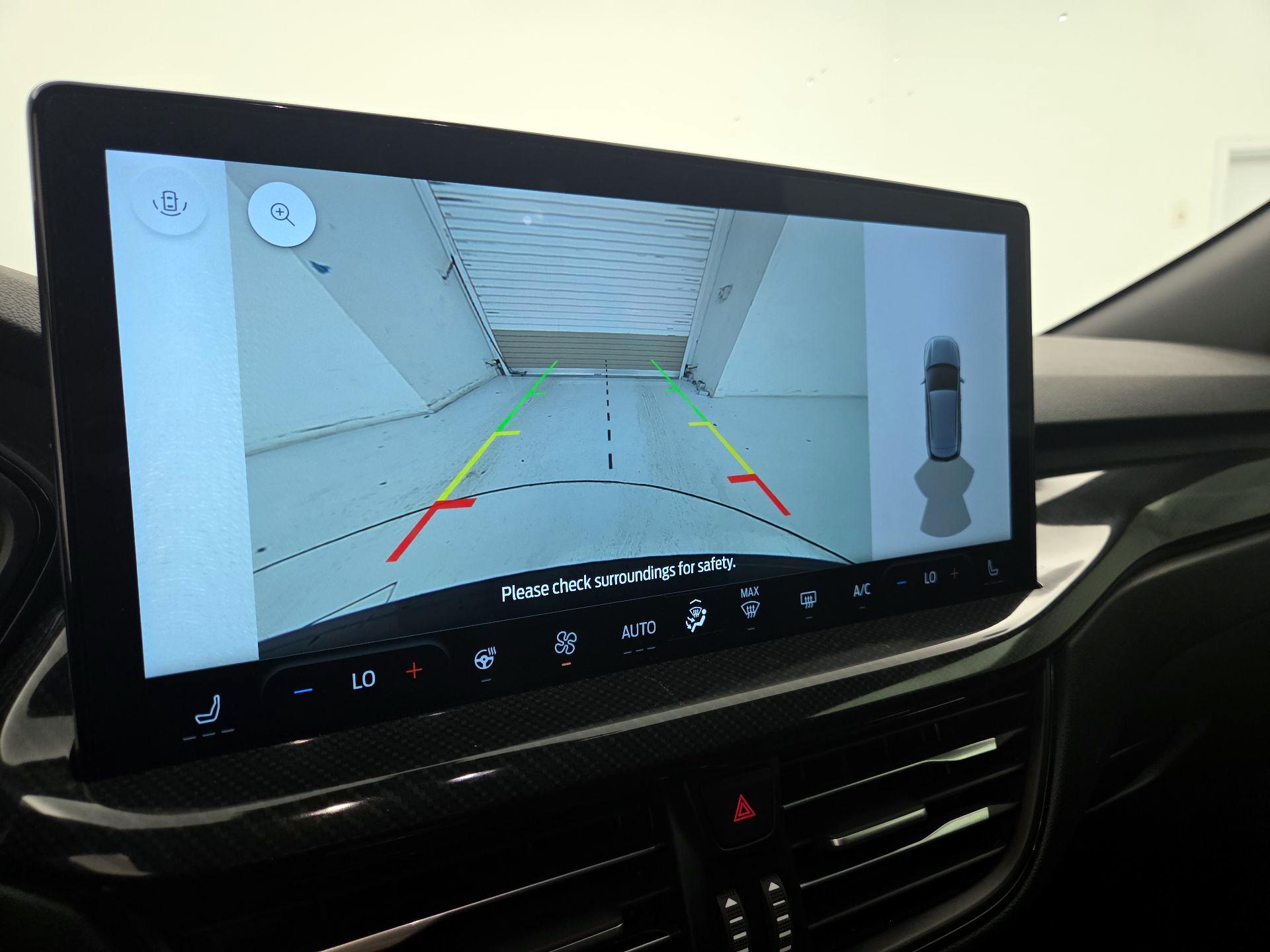 Thumbnail: 2023 Ford Escape - 15