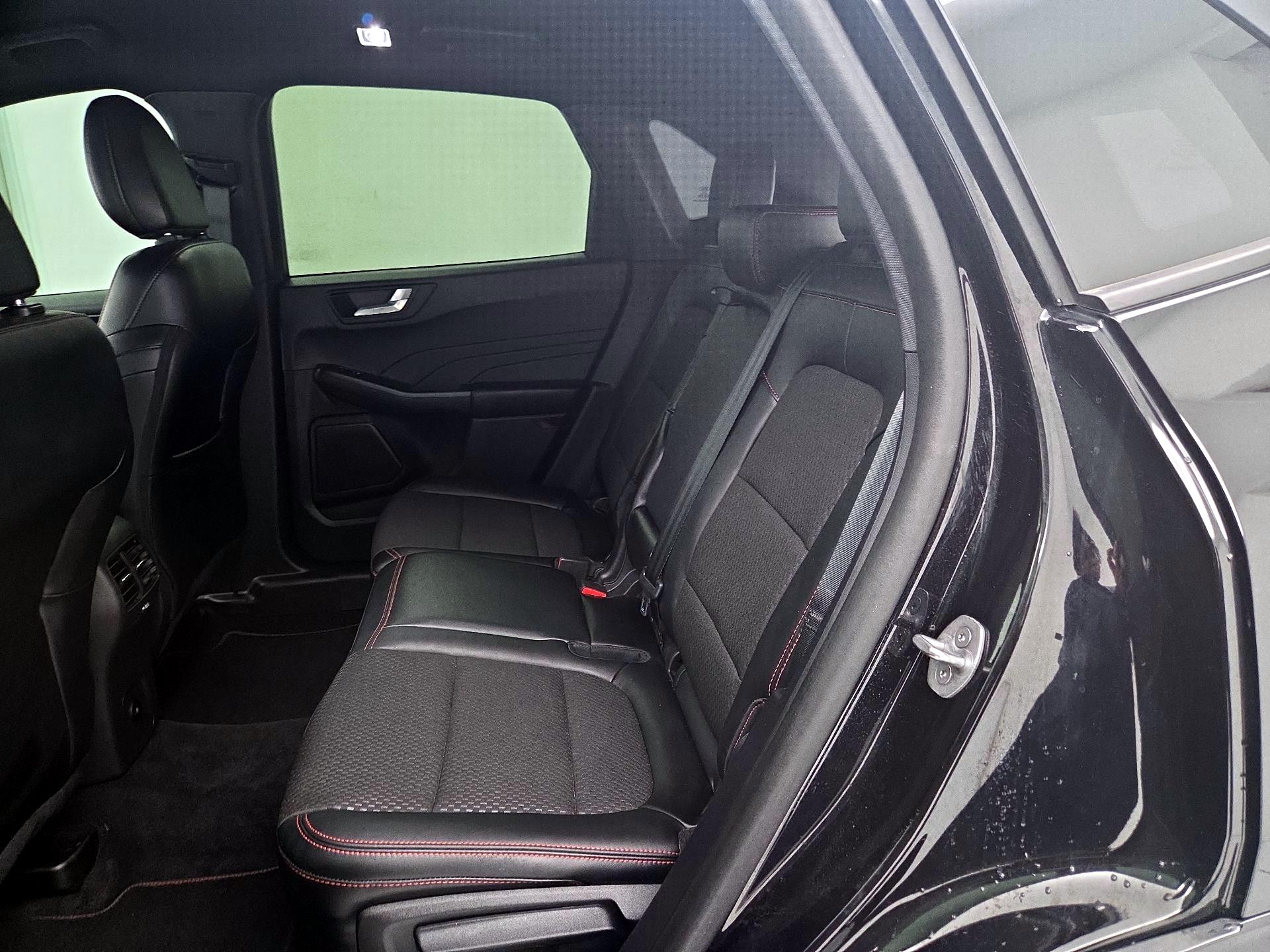 Thumbnail: 2023 Ford Escape - 20