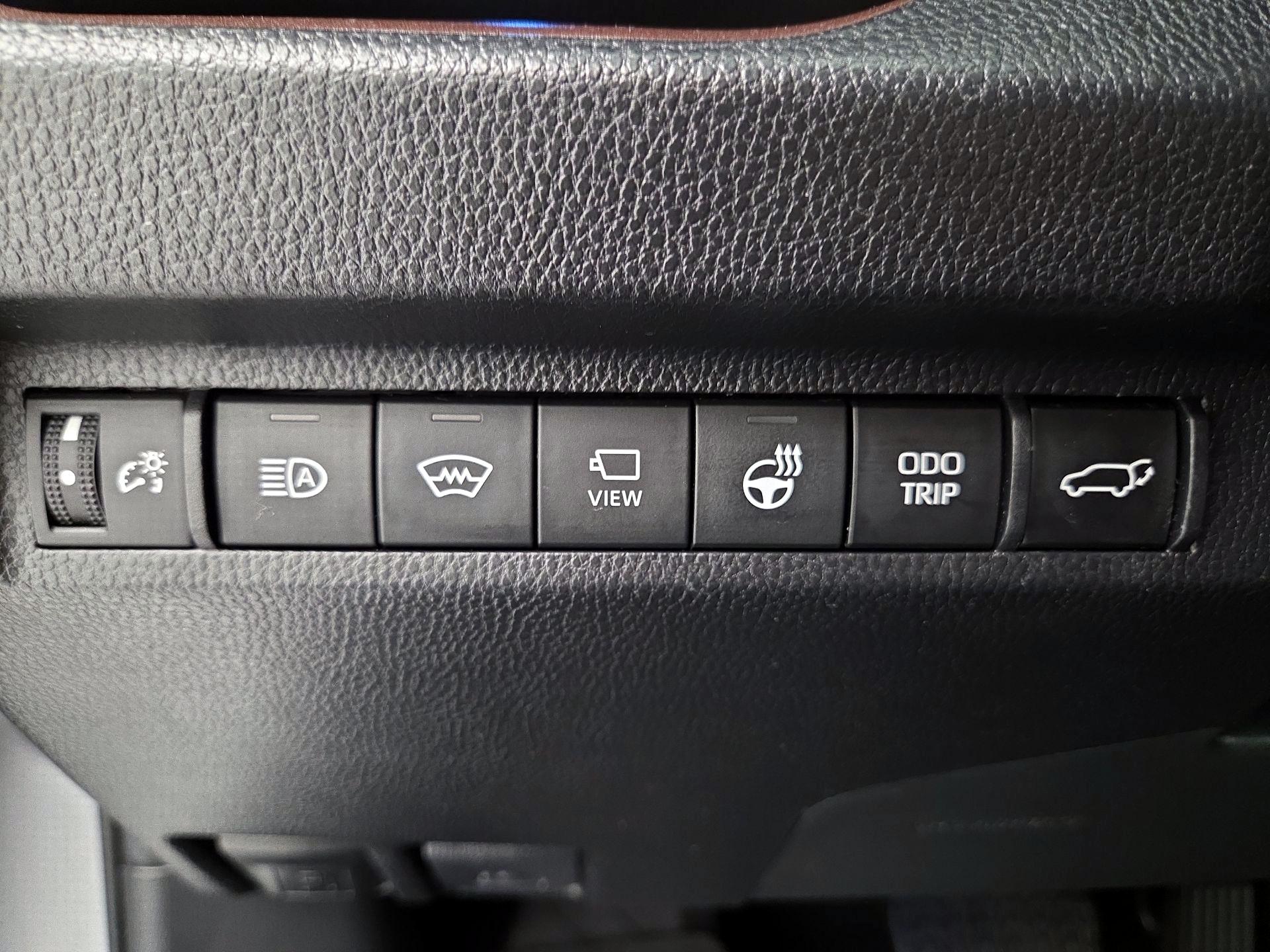 Thumbnail: 2023 Toyota RAV4 - 13