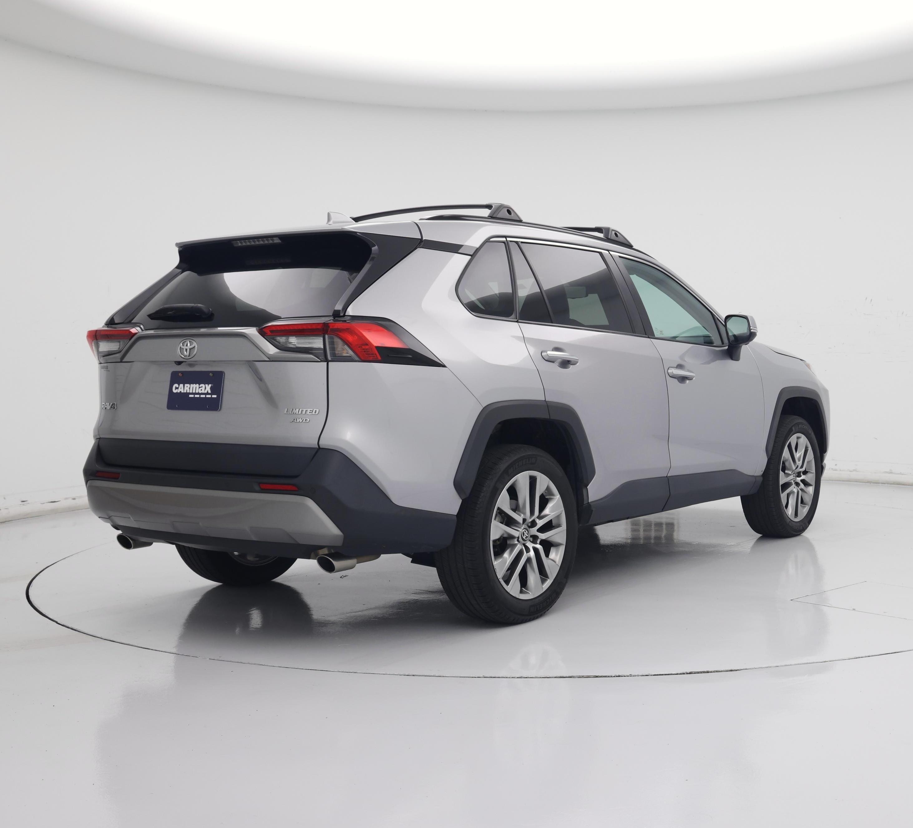 Thumbnail: 2023 Toyota RAV4 - 8