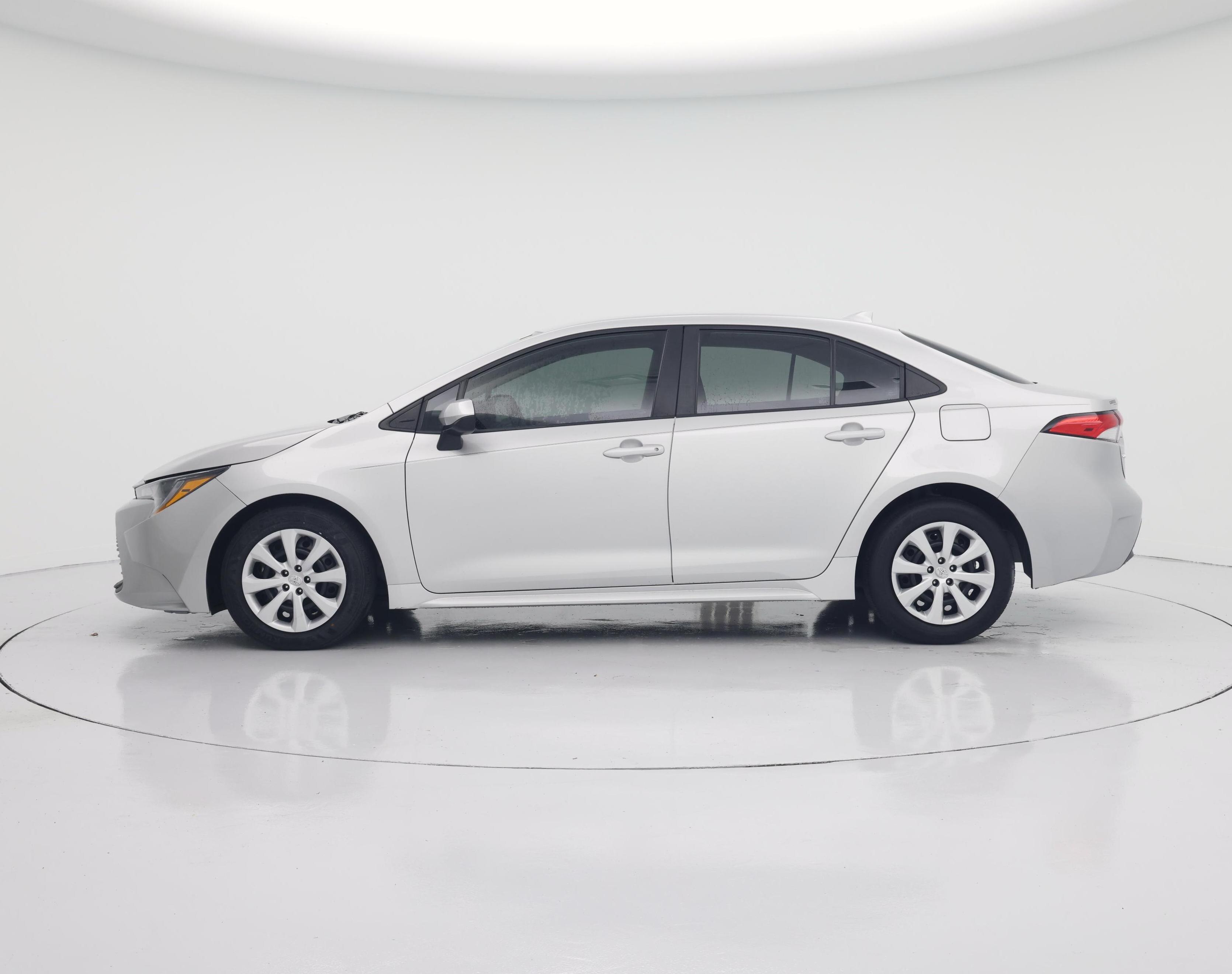 Thumbnail: 2024 Toyota Corolla - 3