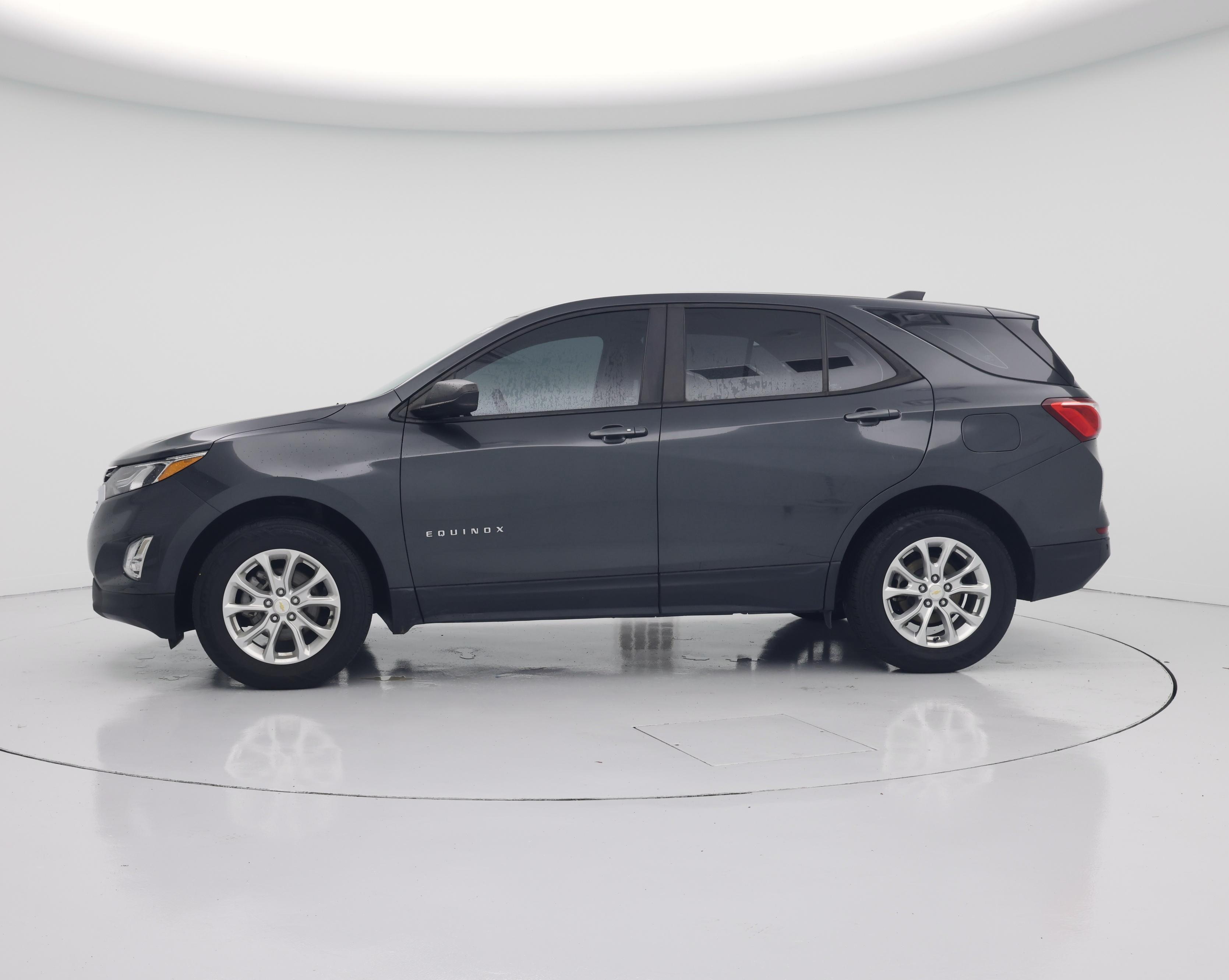 Thumbnail: 2021 Chevrolet Equinox - 3