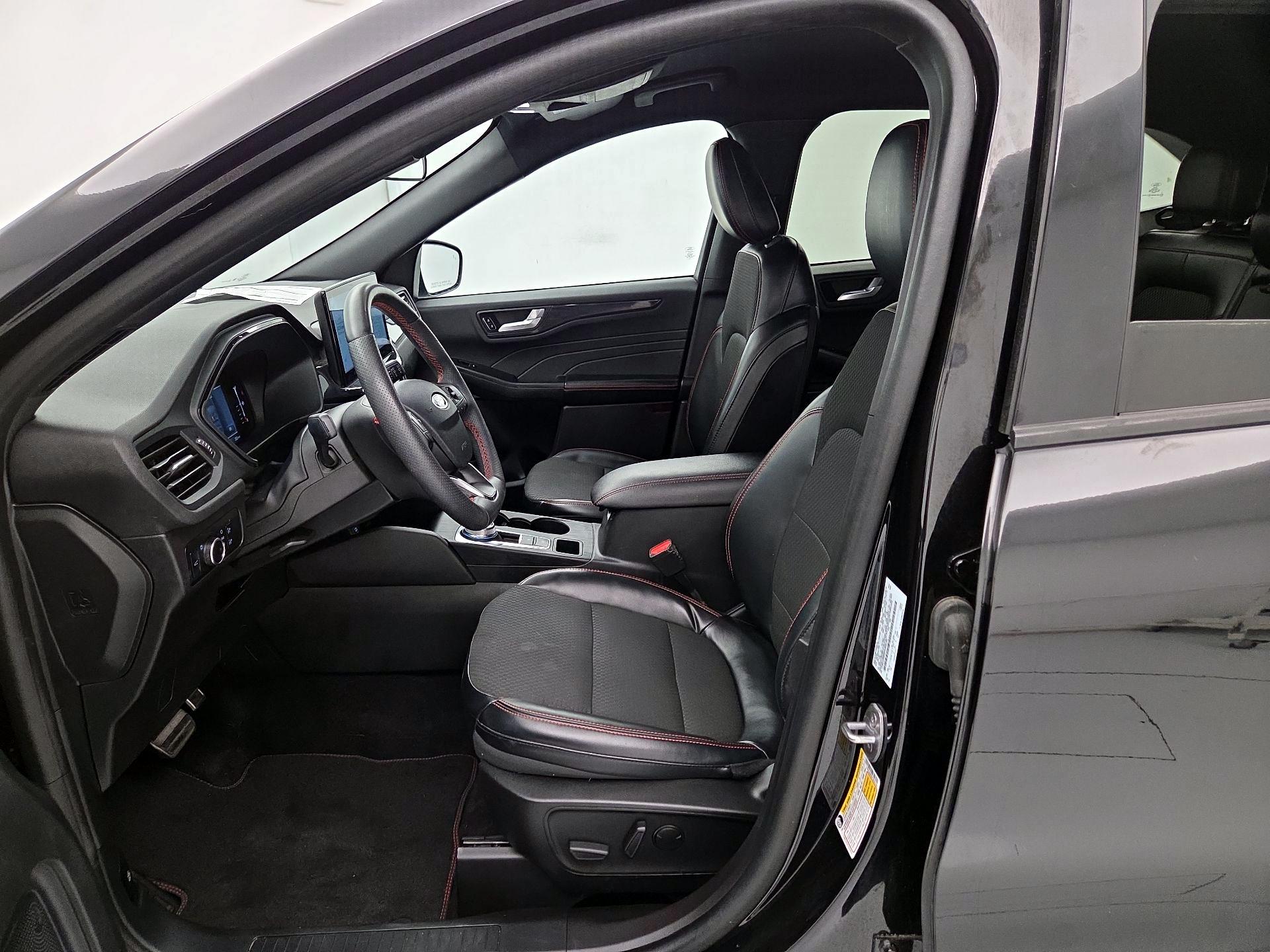 Thumbnail: 2023 Ford Escape - 11