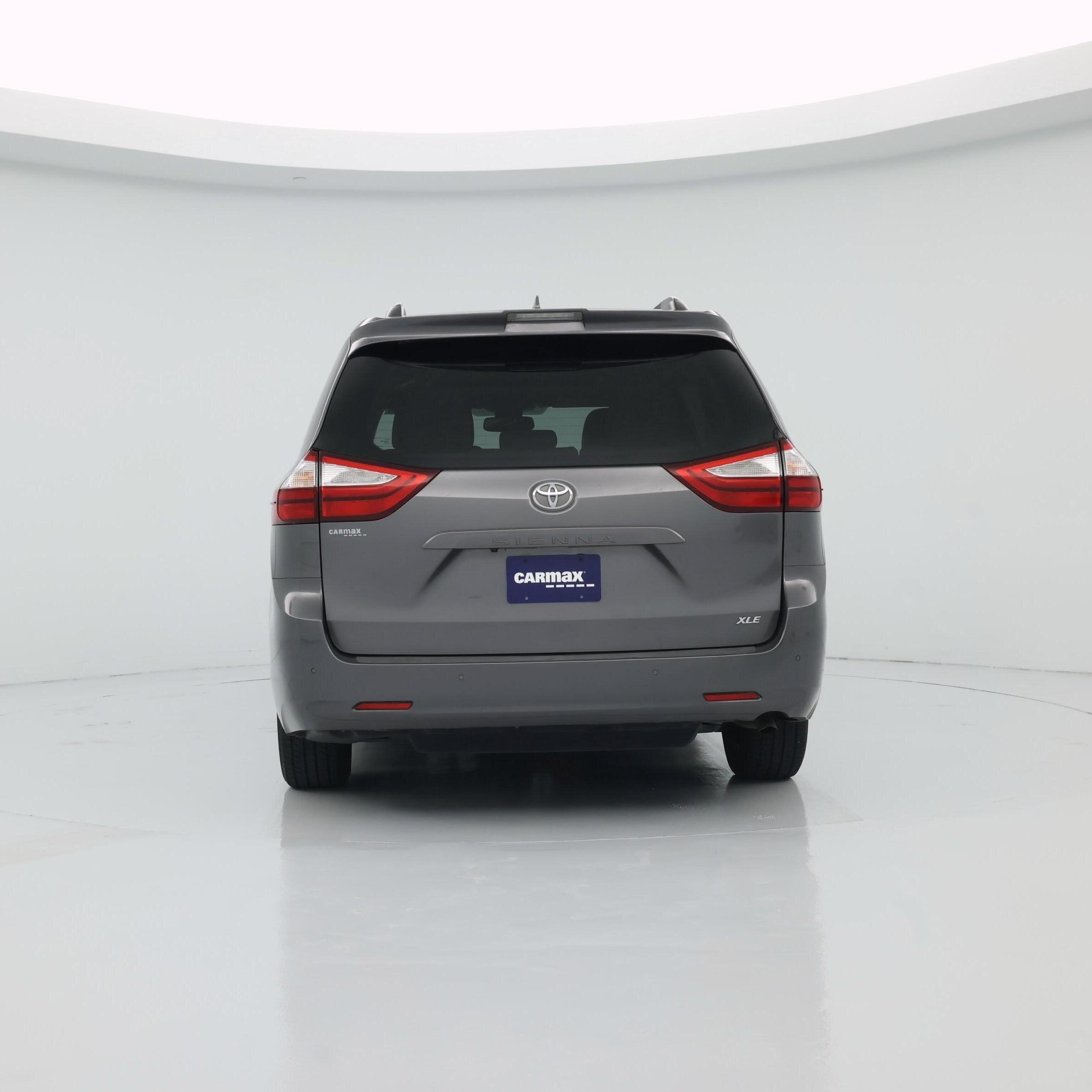 Thumbnail: 2018 Toyota Sienna - 6