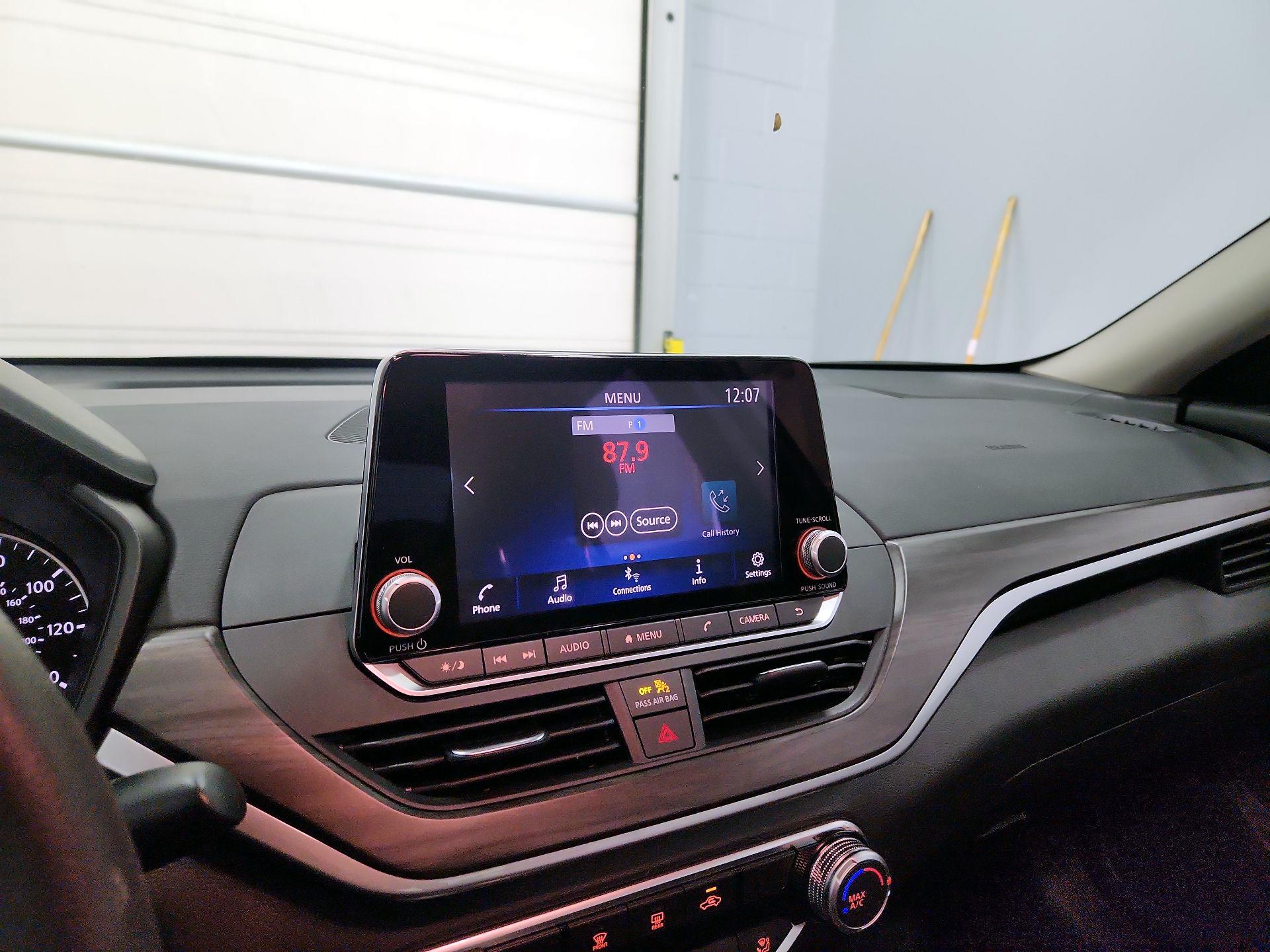 Thumbnail: 2023 Nissan Altima - 15