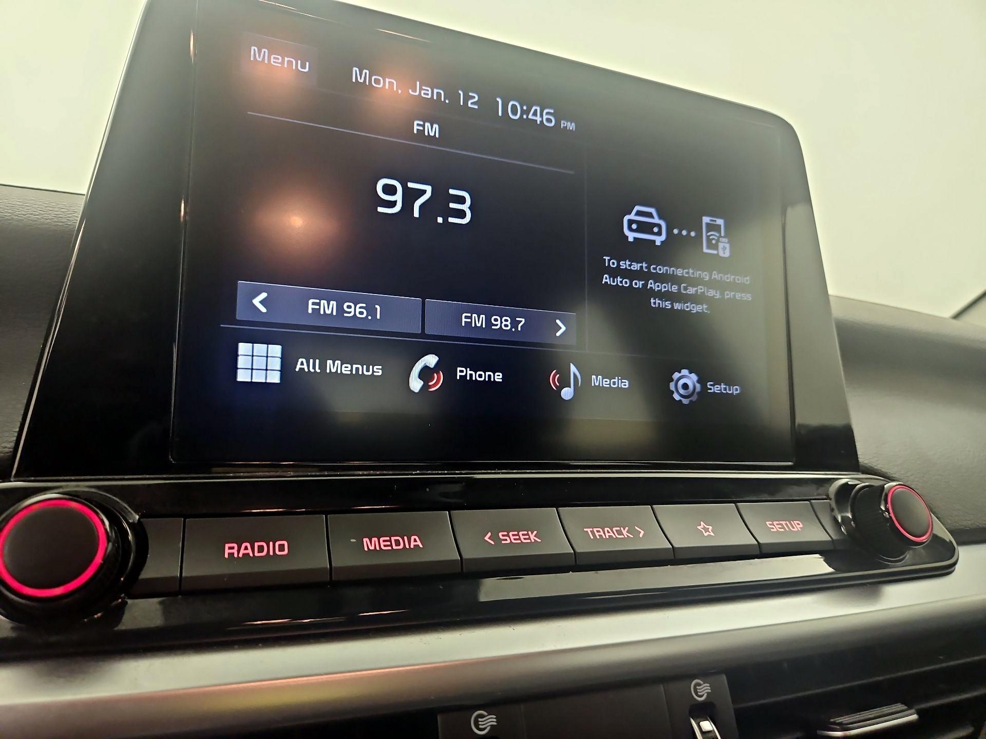 Thumbnail: 2023 Kia Forte - 15