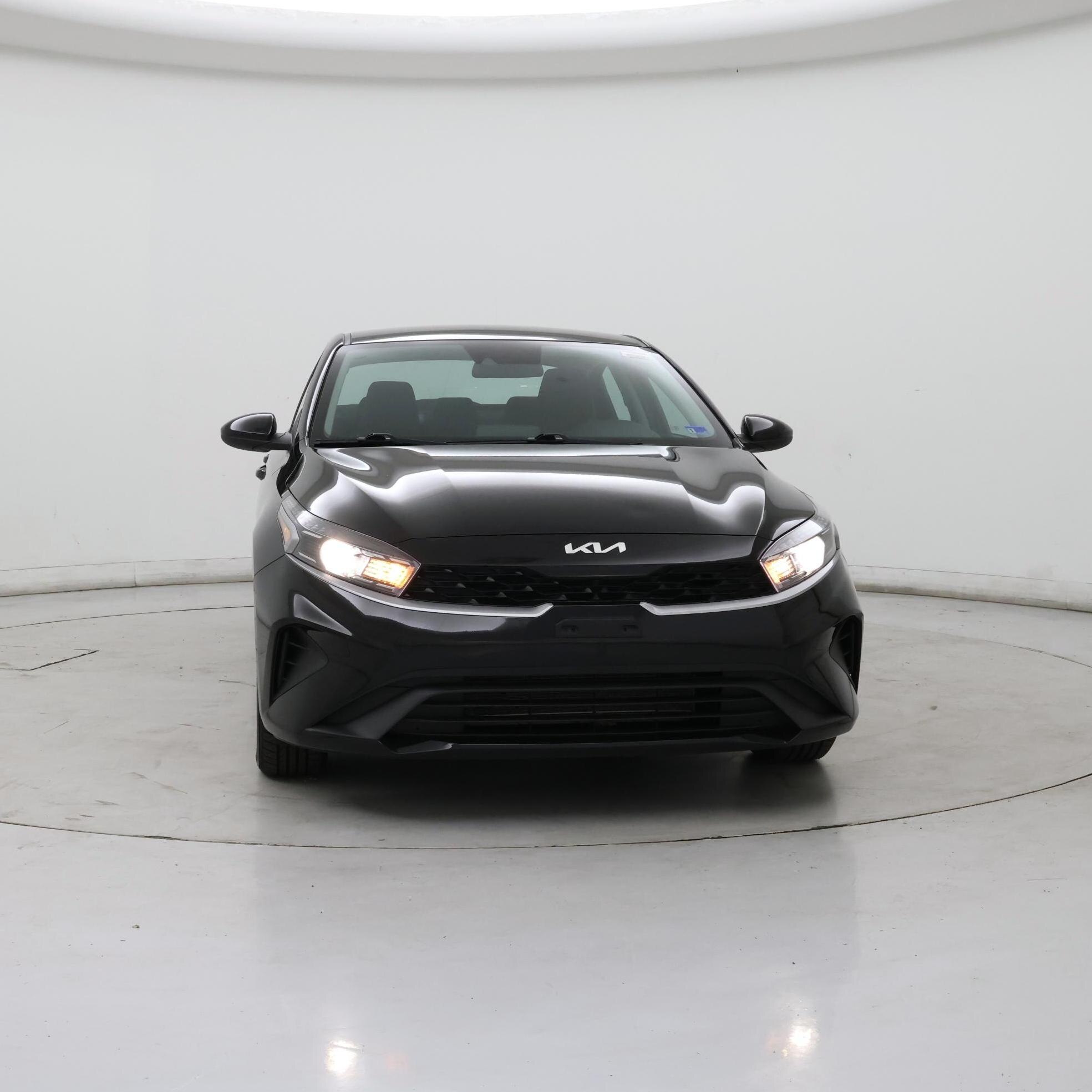 Thumbnail: 2023 Kia Forte - 5