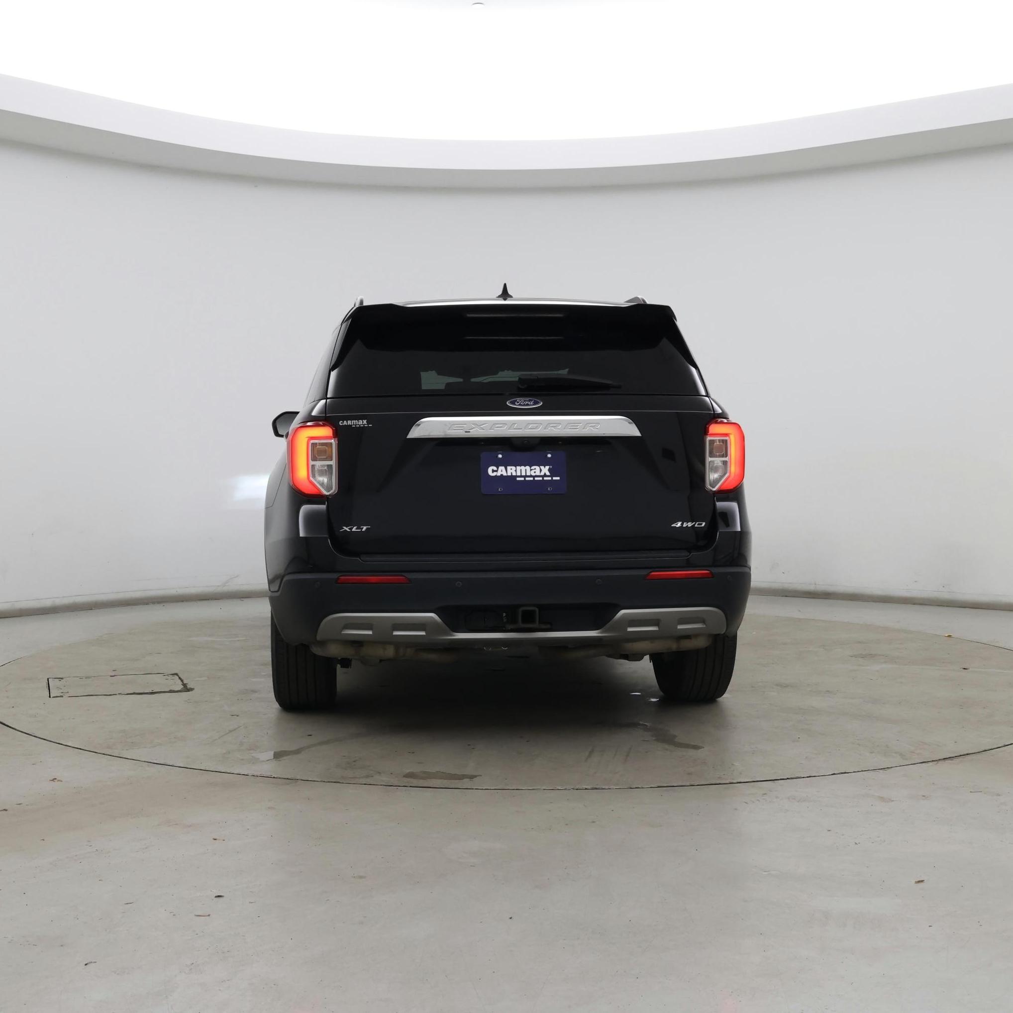 Thumbnail: 2022 Ford Explorer - 6