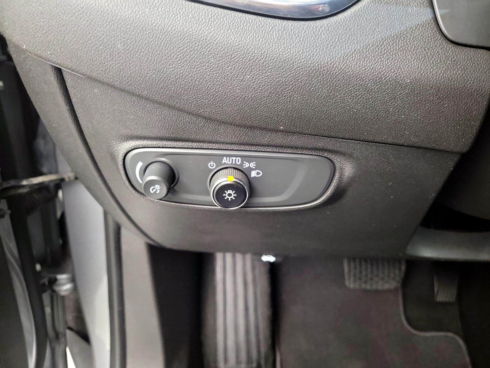 Thumbnail: 2023 Chevrolet Equinox - 11