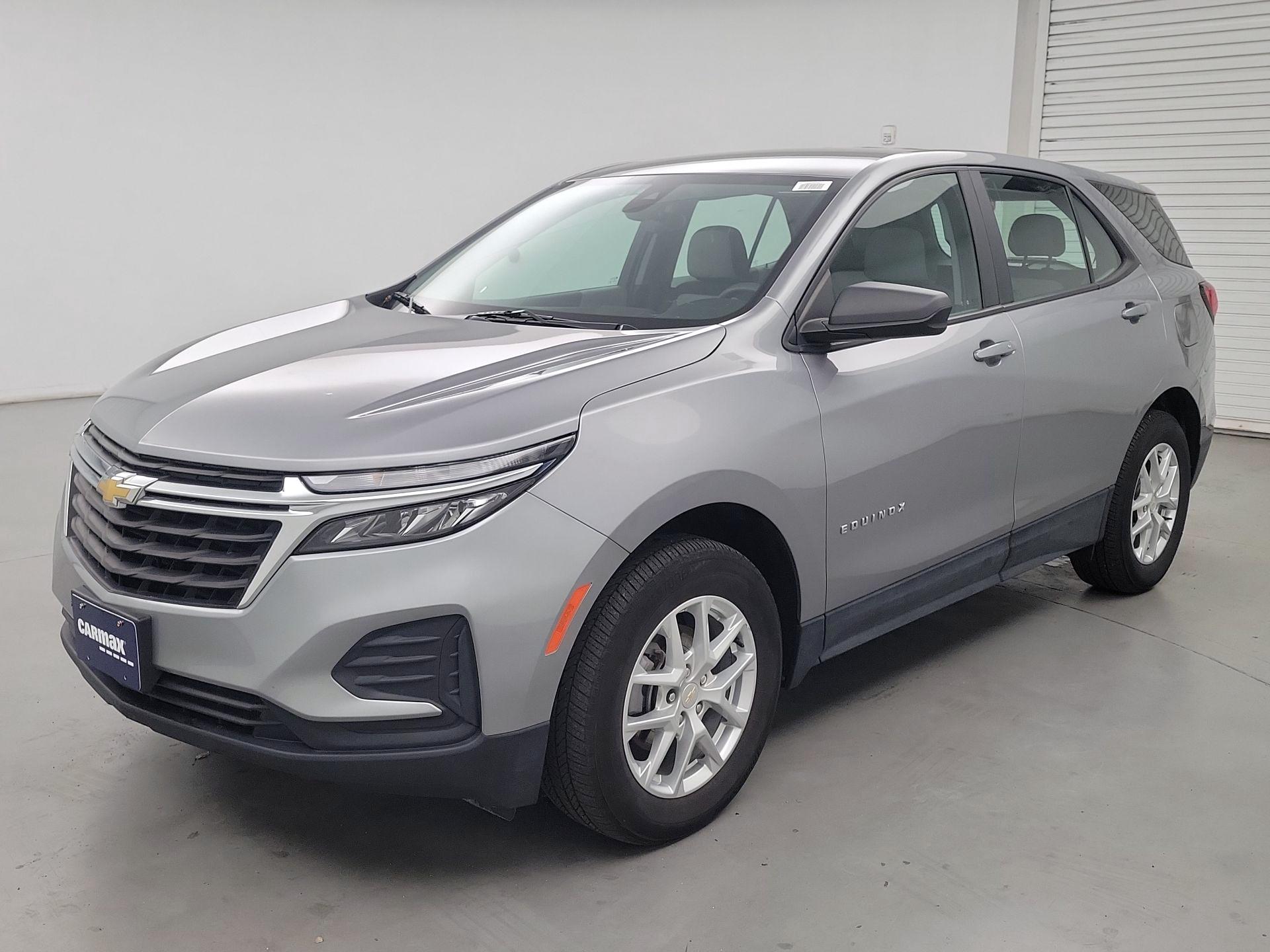 Thumbnail: 2023 Chevrolet Equinox - 3