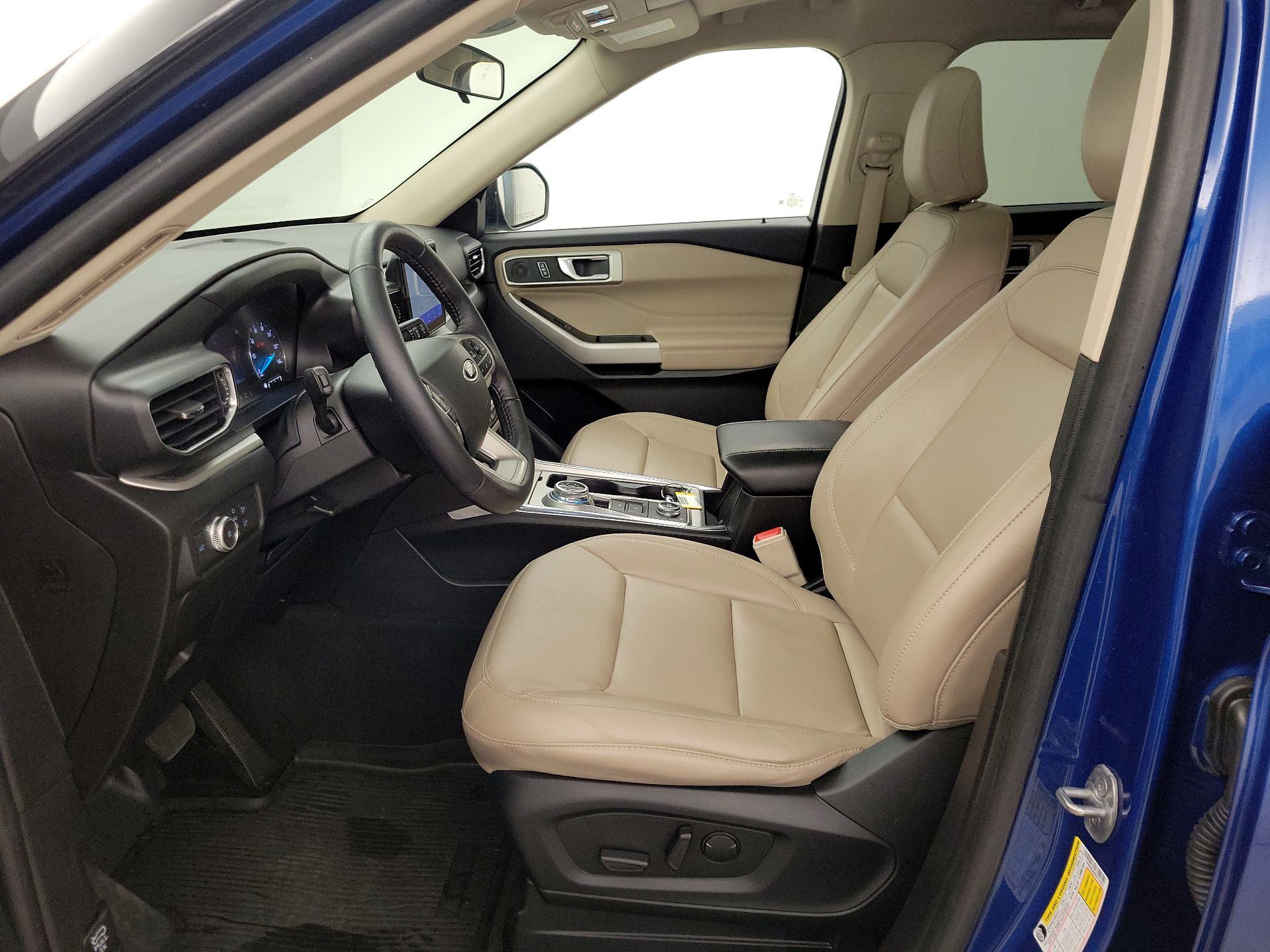 Thumbnail: 2022 Ford Explorer - 11