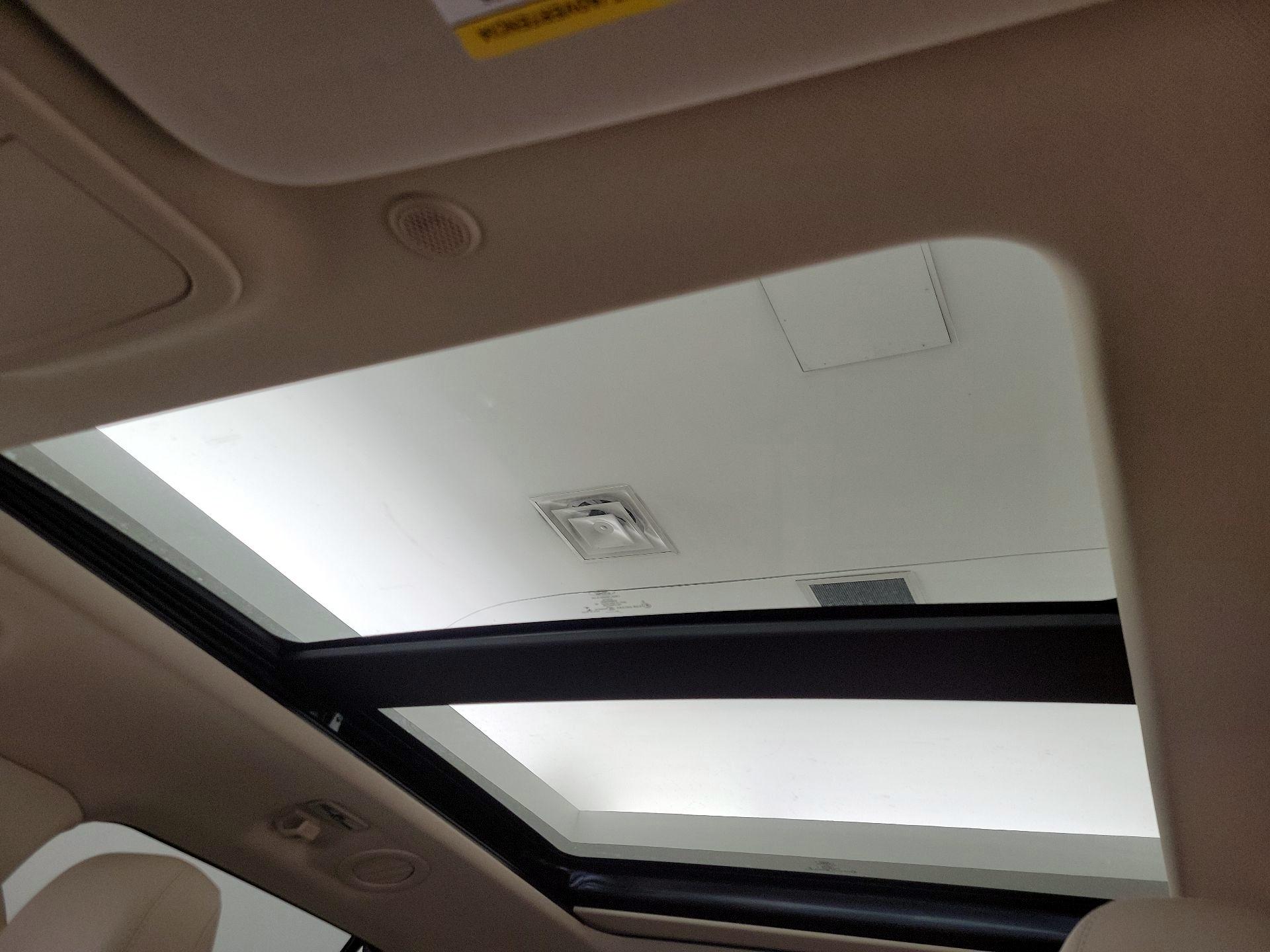 Thumbnail: 2022 Ford Explorer - 20