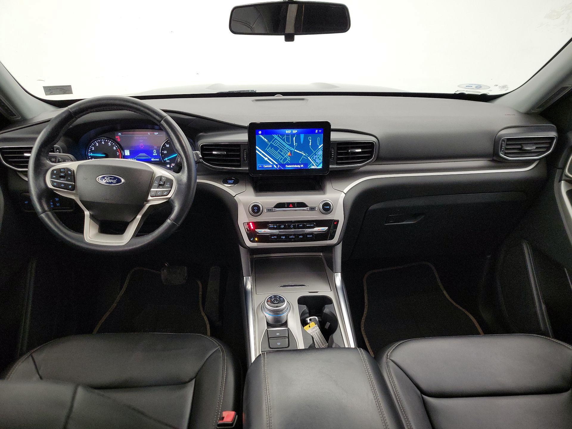 Thumbnail: 2022 Ford Explorer - 9