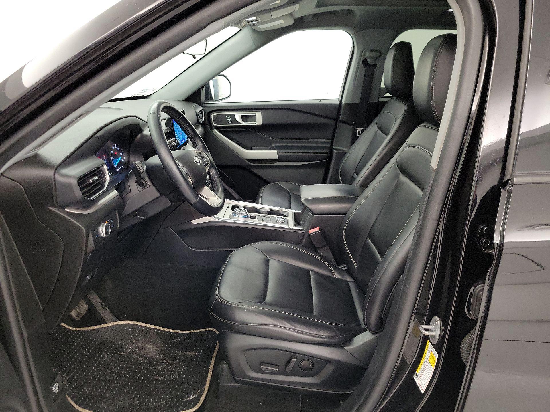 Thumbnail: 2022 Ford Explorer - 11