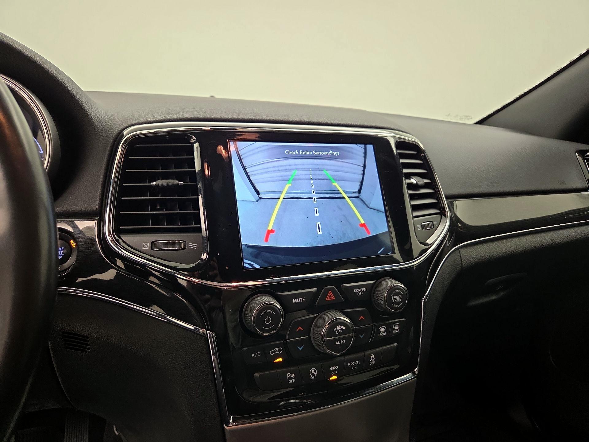 Thumbnail: 2021 Jeep Grand Cherokee - 15