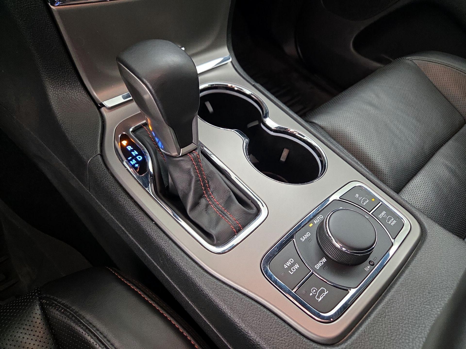 Thumbnail: 2021 Jeep Grand Cherokee - 18