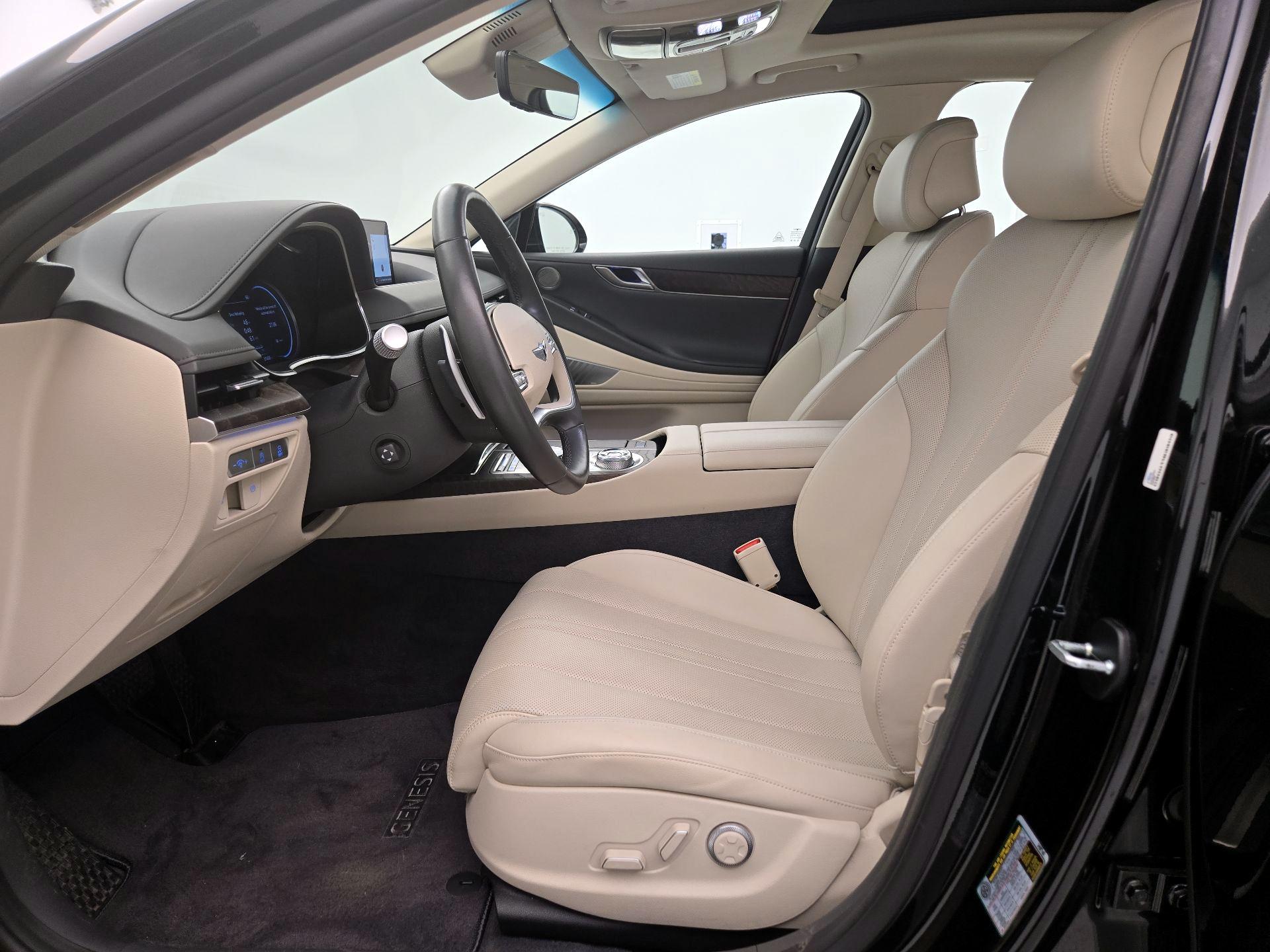 Thumbnail: 2023 Genesis G80 - 11