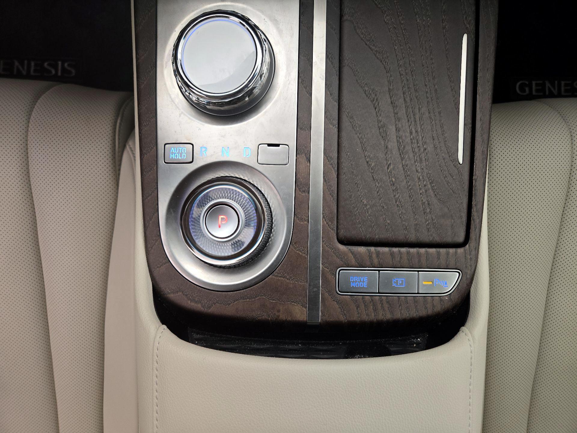 Thumbnail: 2023 Genesis G80 - 18