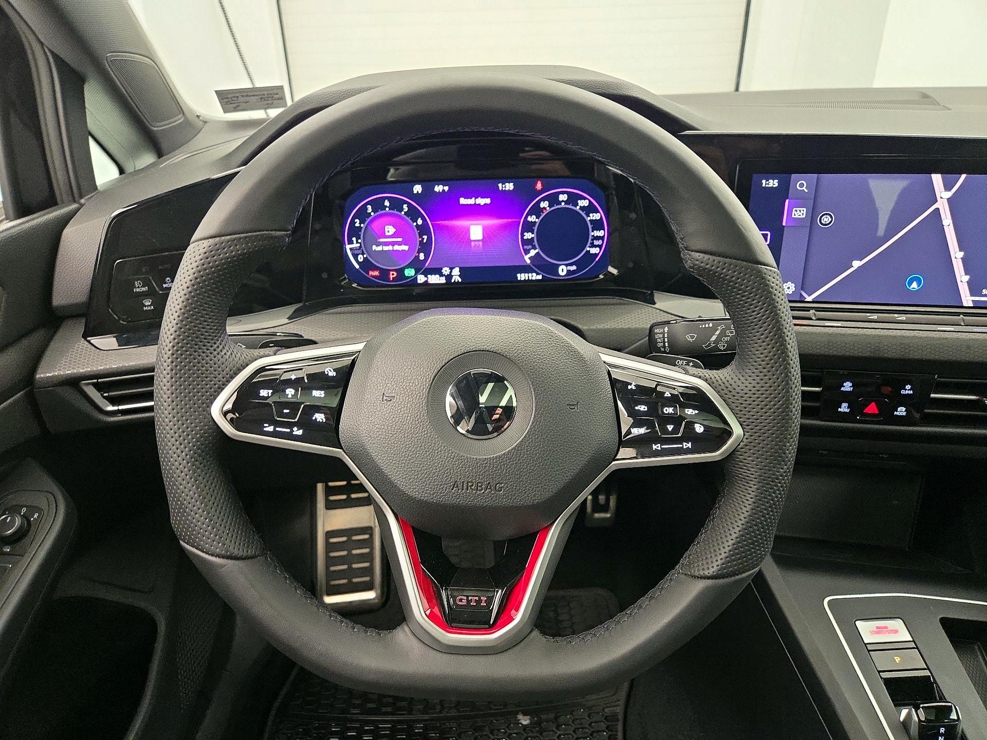 Thumbnail: 2022 Volkswagen Golf - 10