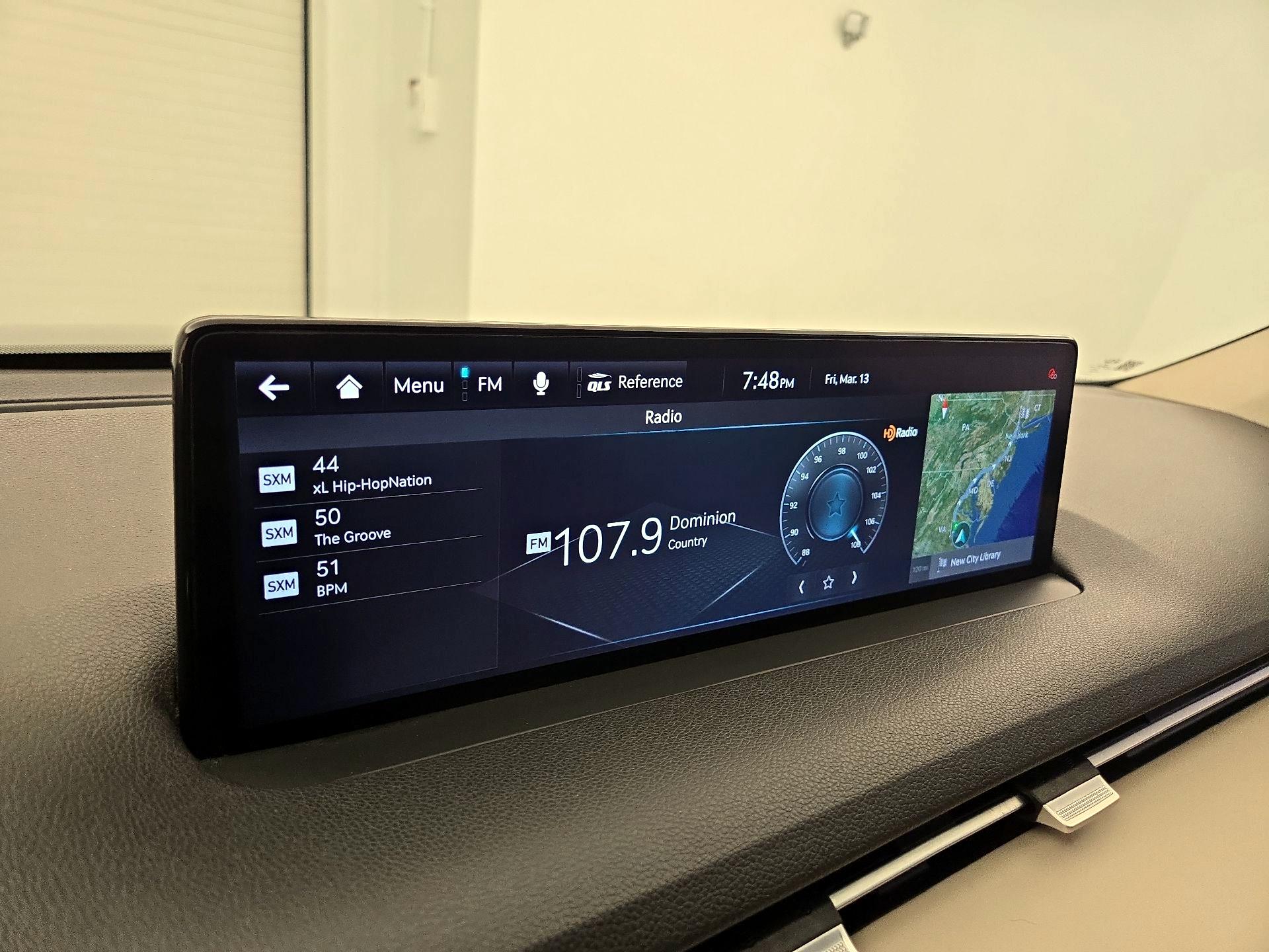 Thumbnail: 2022 Genesis GV70 - 16