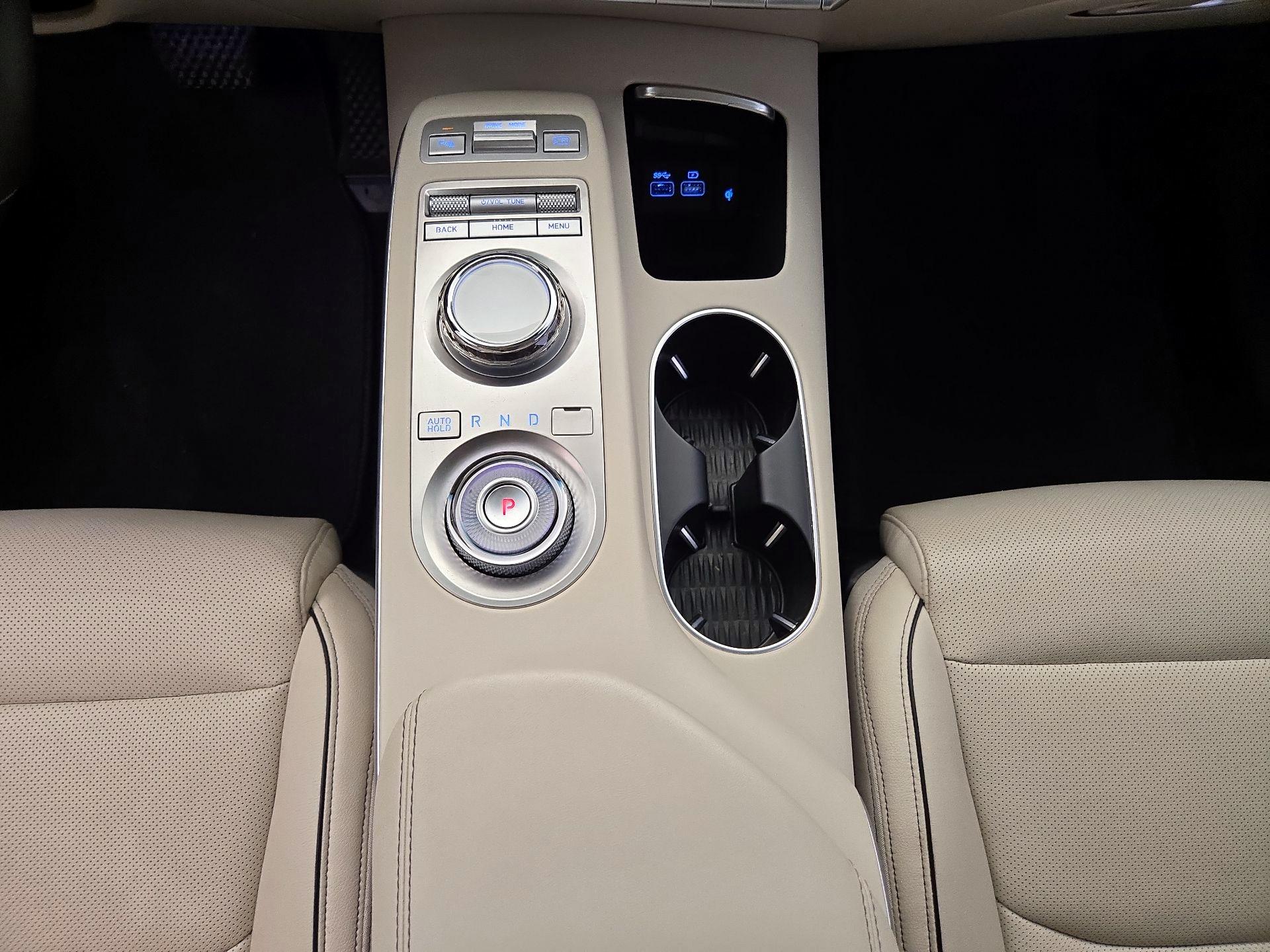 Thumbnail: 2022 Genesis GV70 - 18