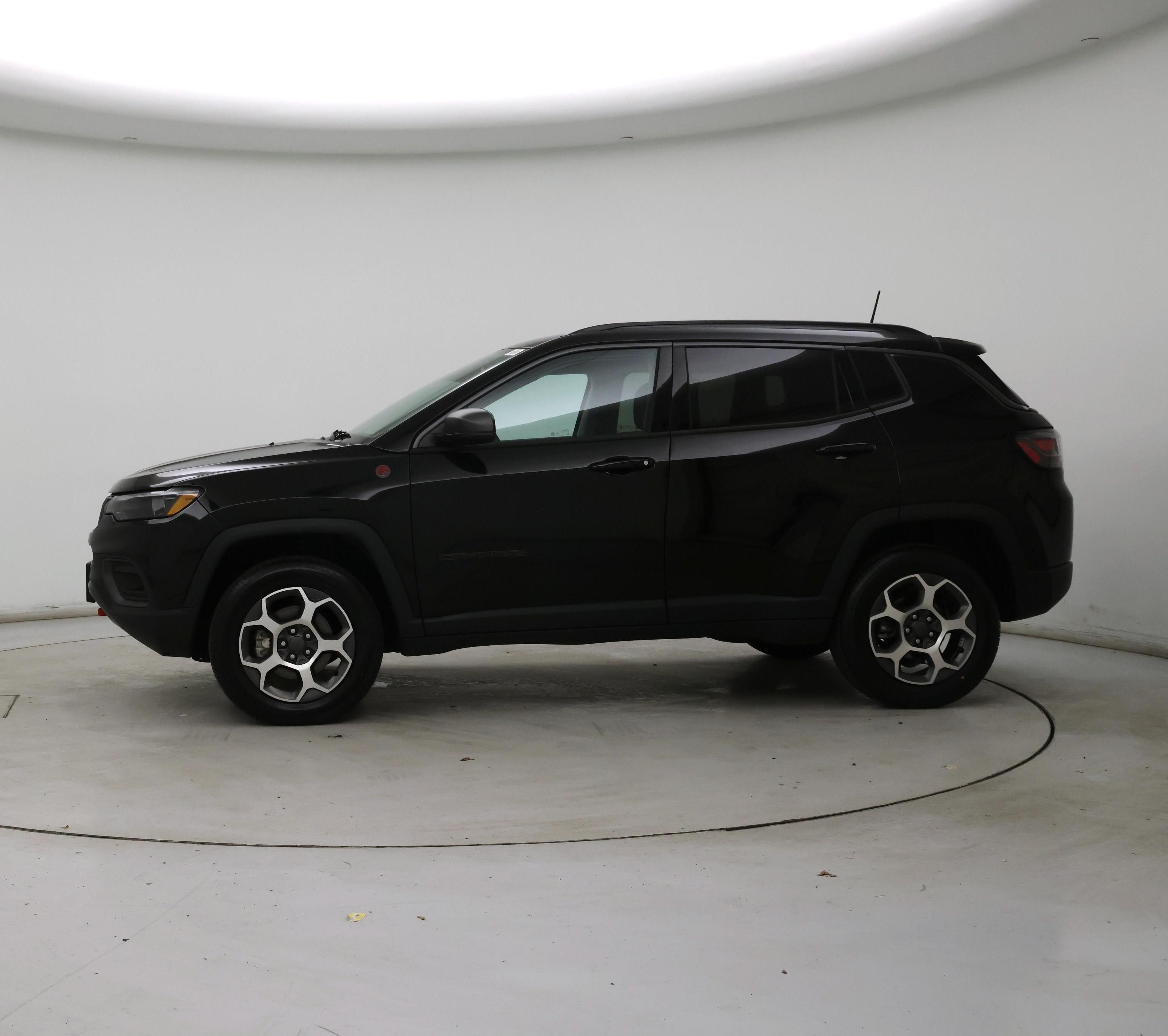 Thumbnail: 2022 Jeep Compass - 3