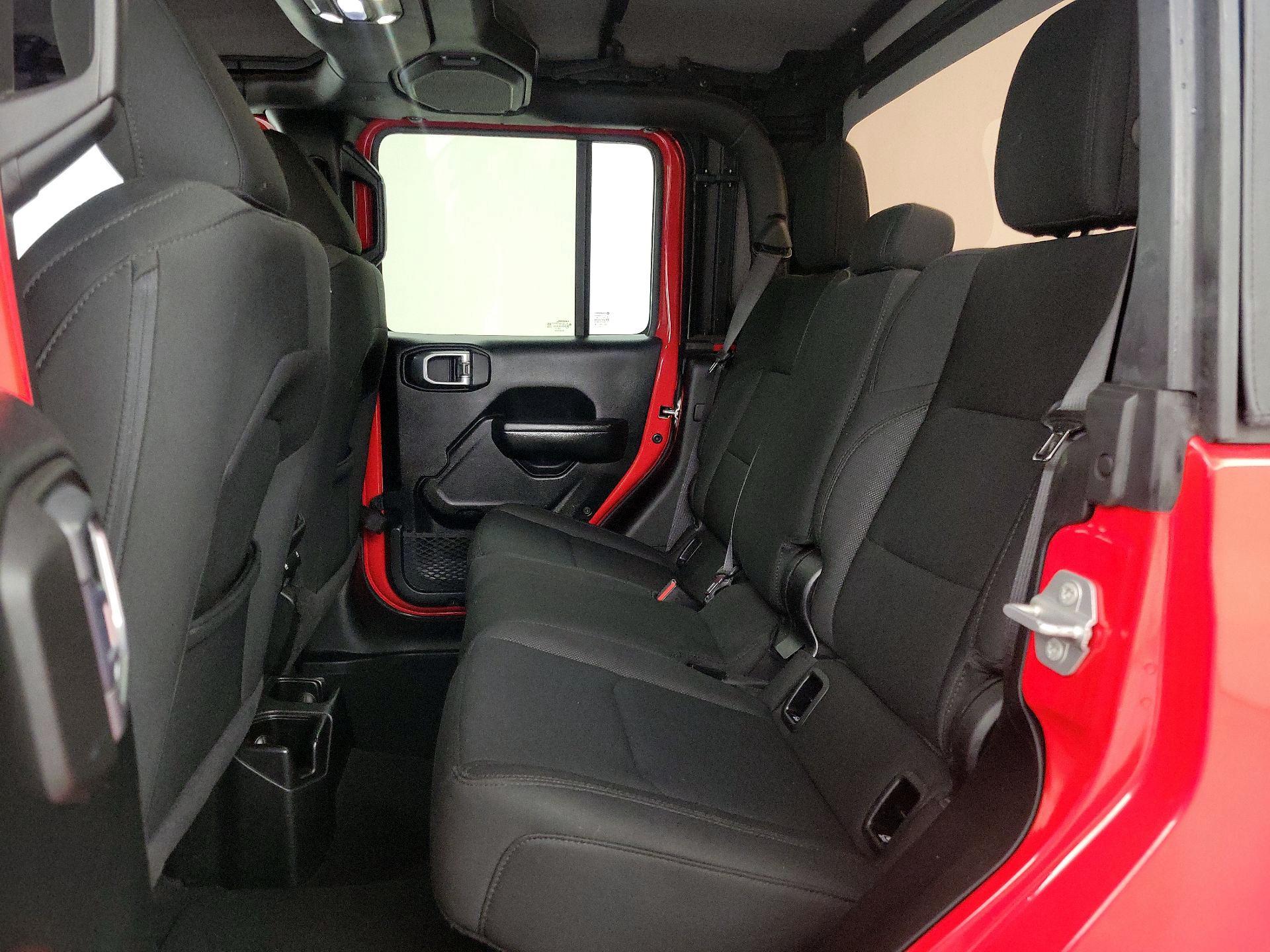 Thumbnail: 2020 Jeep Gladiator - 19