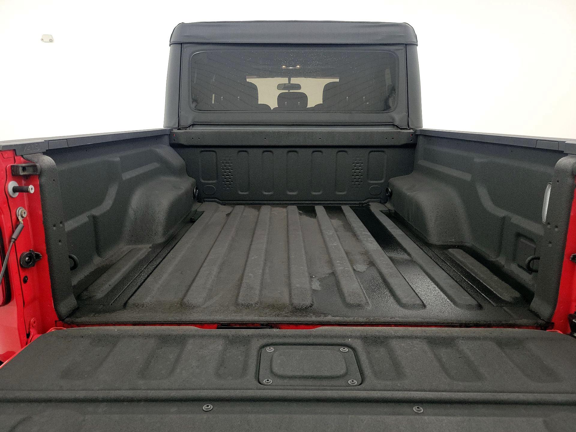 Thumbnail: 2020 Jeep Gladiator - 20