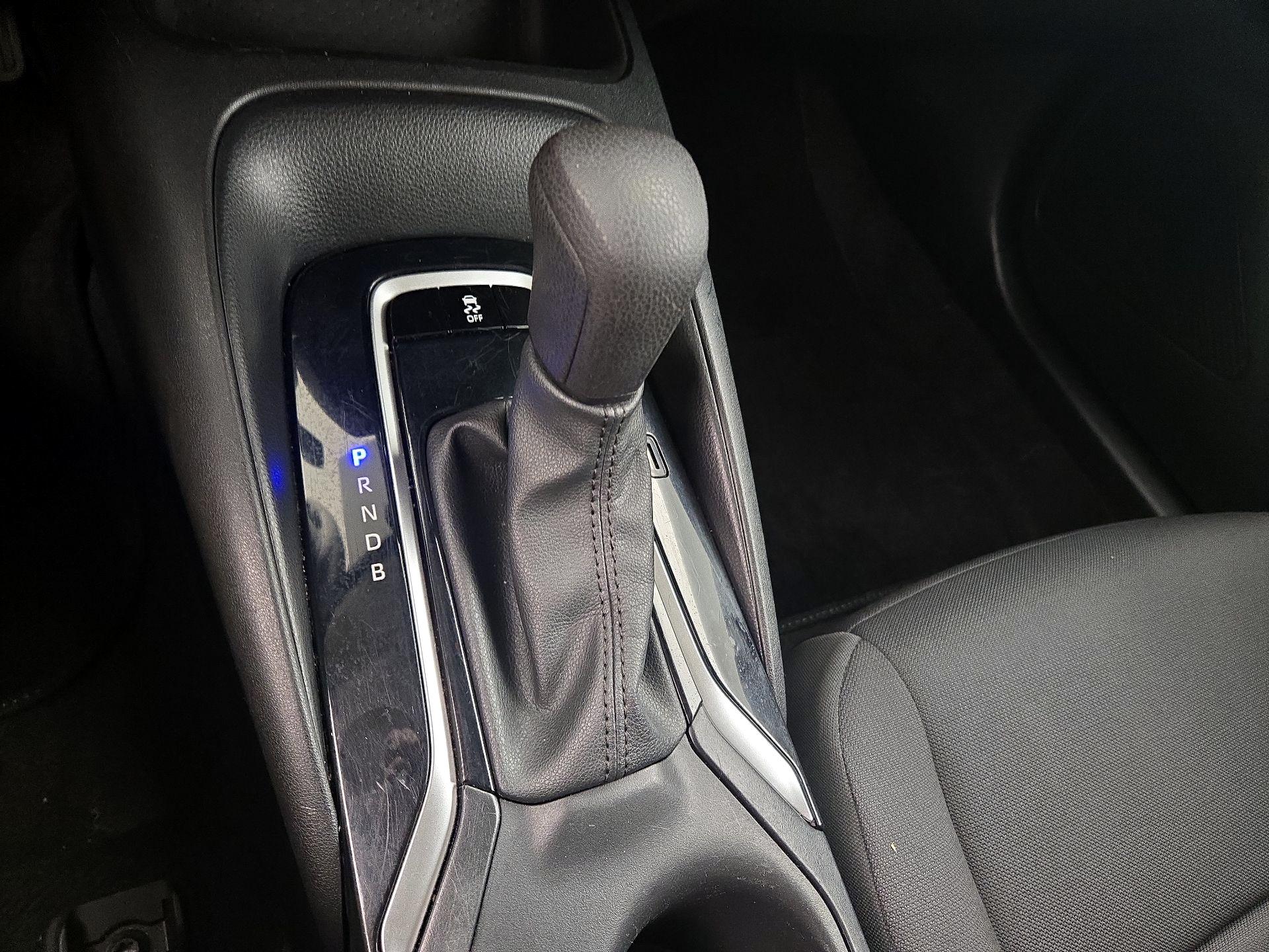 Thumbnail: 2023 Toyota Corolla - 17