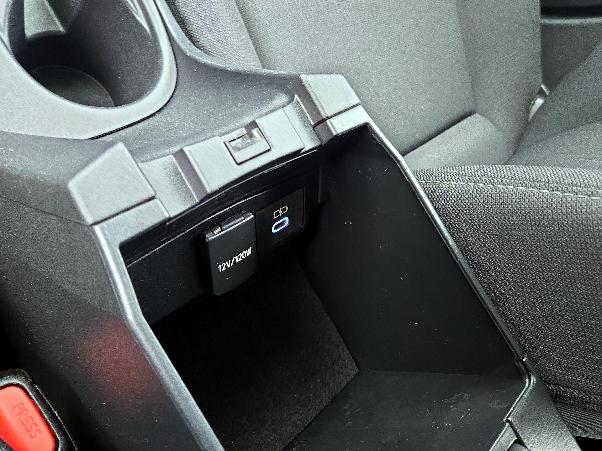 Thumbnail: 2023 Toyota Corolla - 18