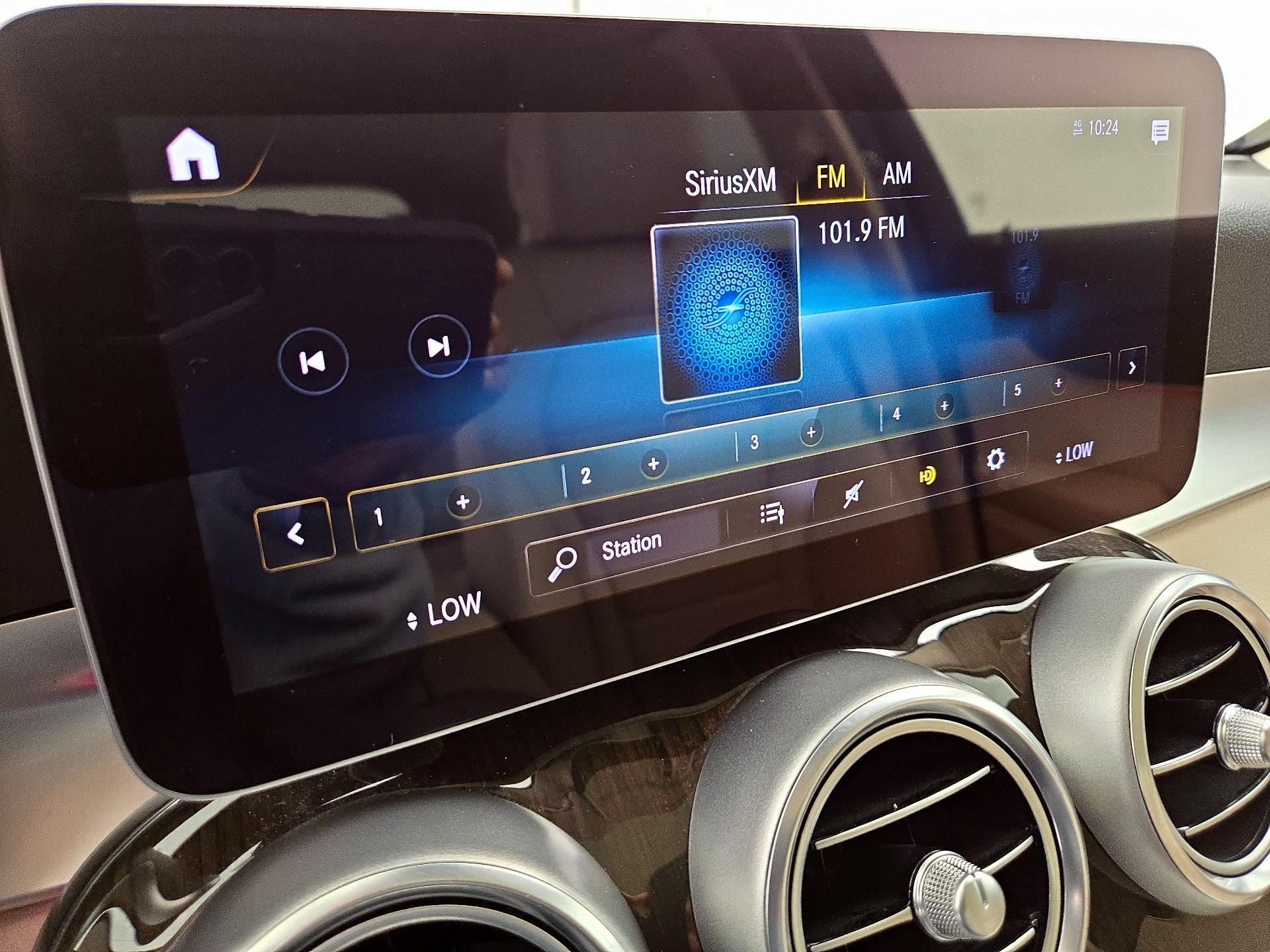 Thumbnail: 2021 Mercedes-Benz GLC - 15