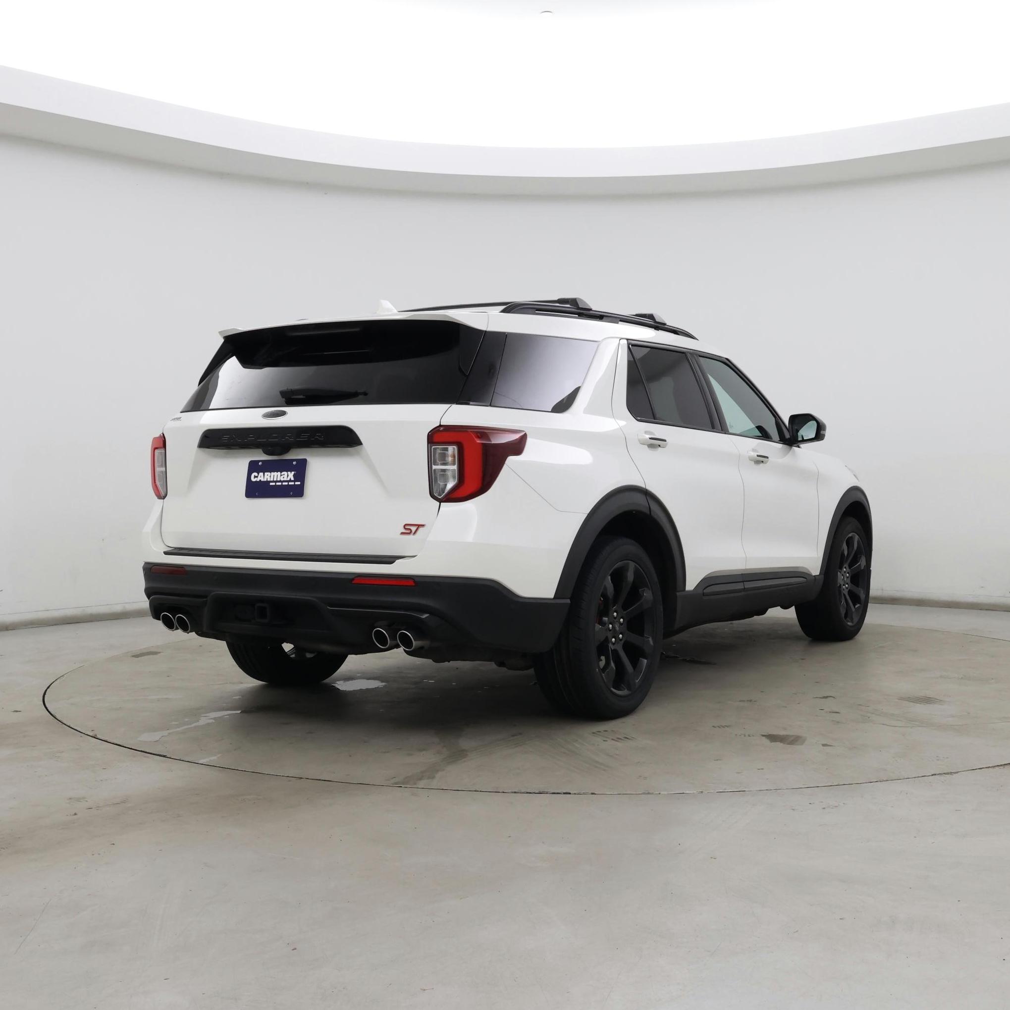 Thumbnail: 2021 Ford Explorer - 8