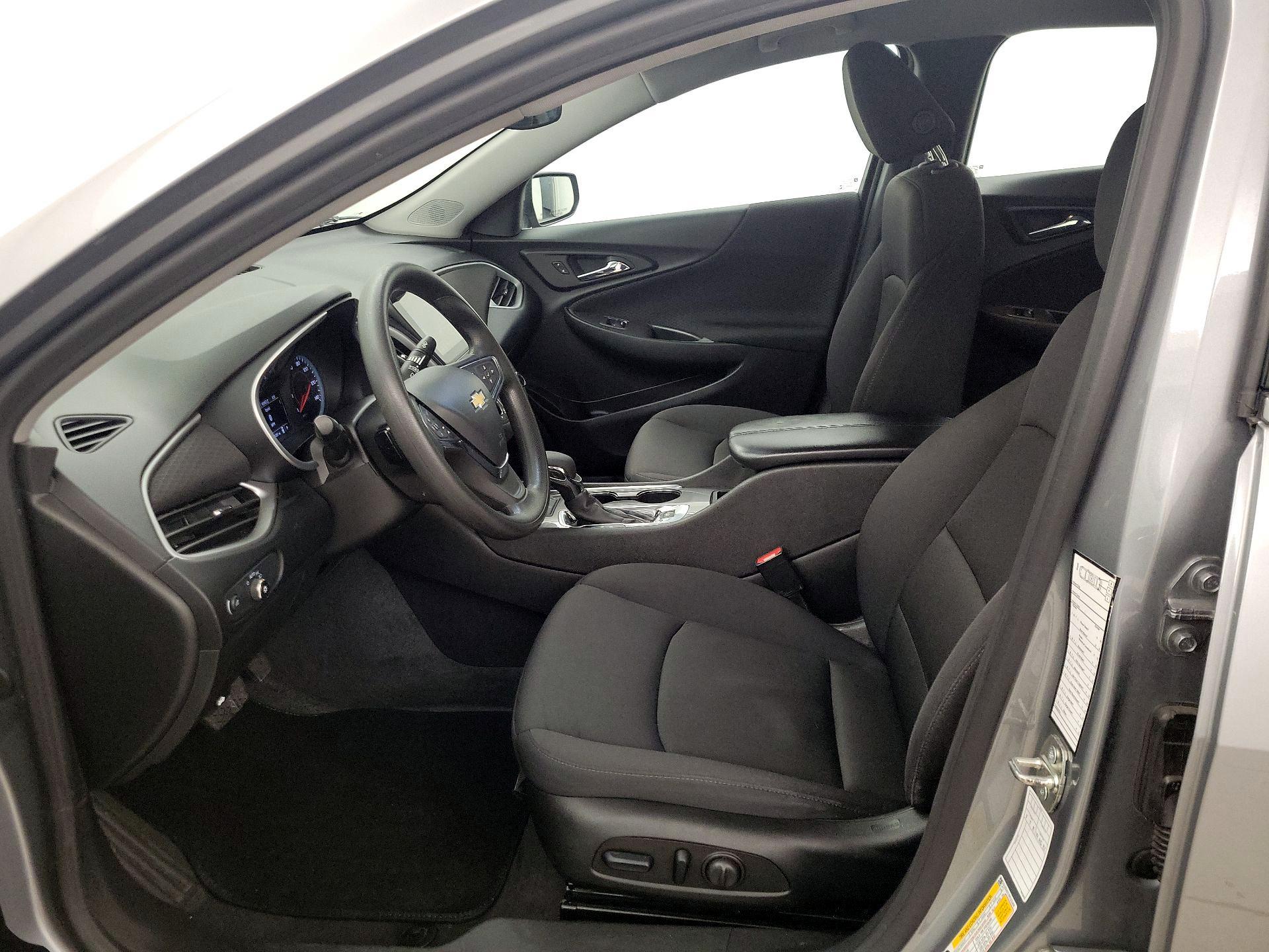 Thumbnail: 2023 Chevrolet Malibu - 11