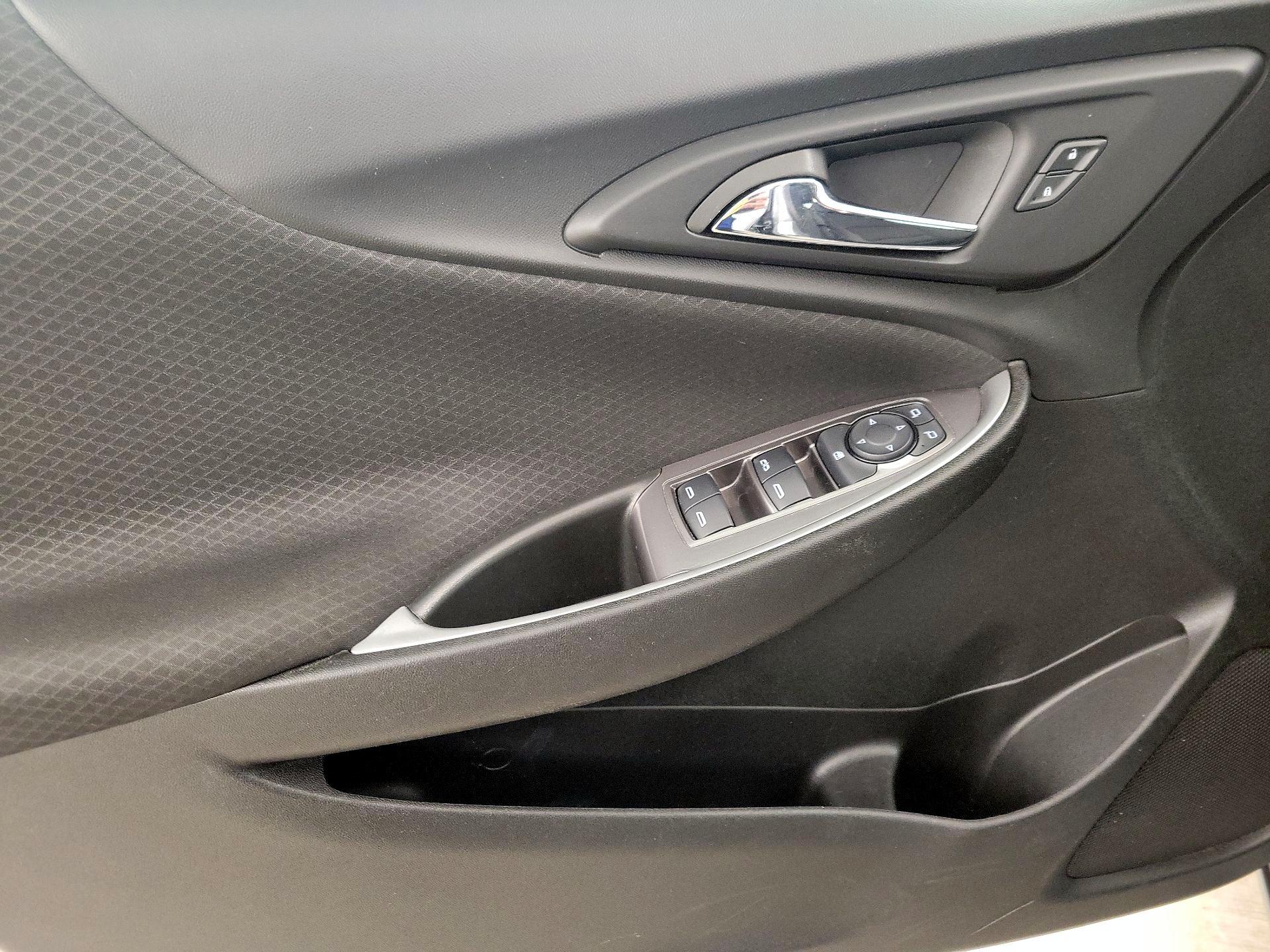 Thumbnail: 2023 Chevrolet Malibu - 12