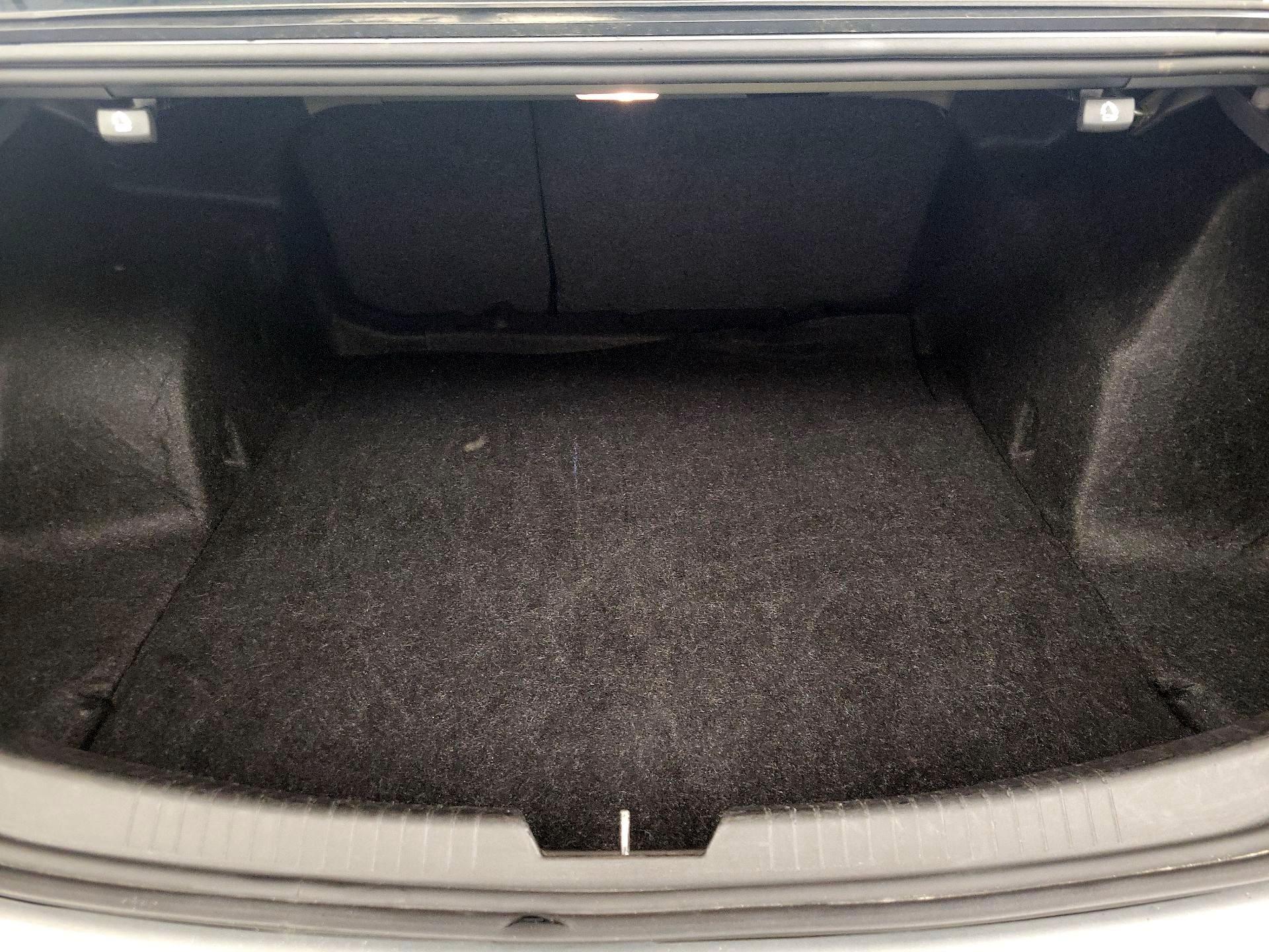 Thumbnail: 2023 Chevrolet Malibu - 20