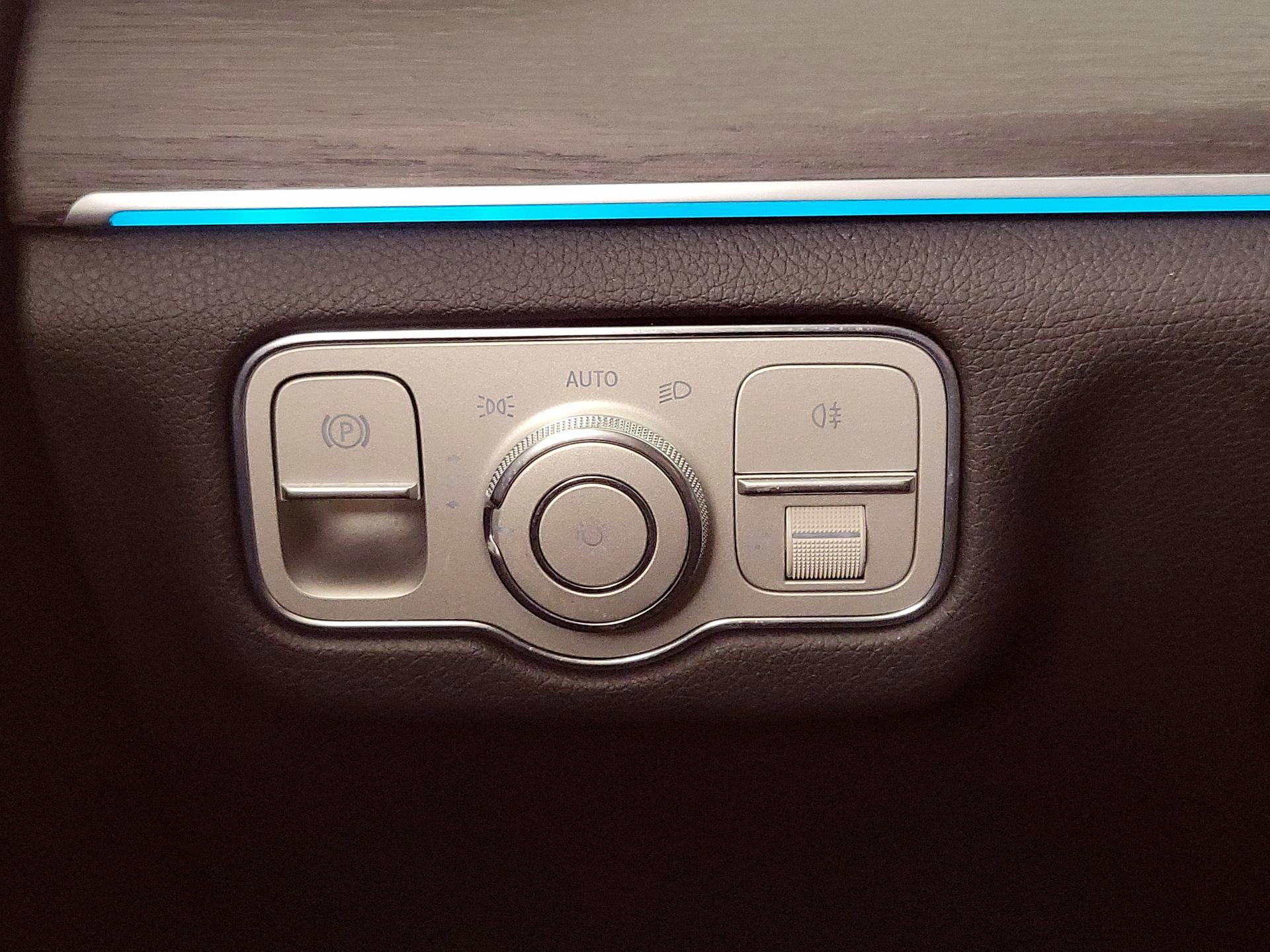 Thumbnail: 2021 Mercedes-Benz GLE - 13