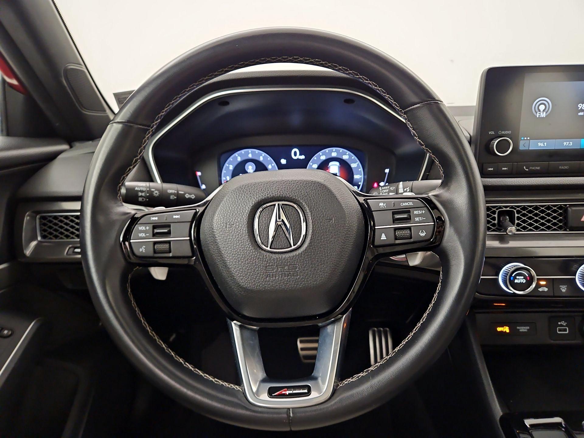 Thumbnail: 2023 Acura Integra - 10