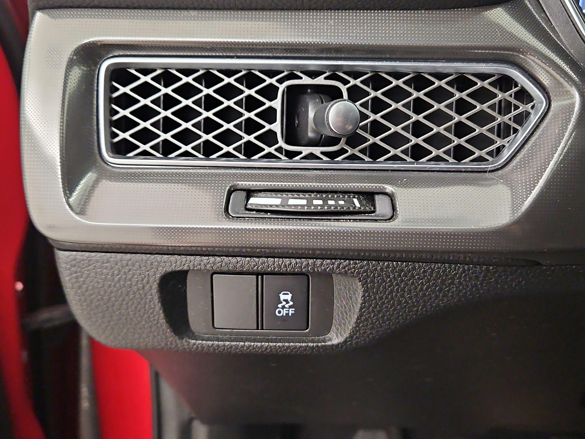 Thumbnail: 2023 Acura Integra - 13