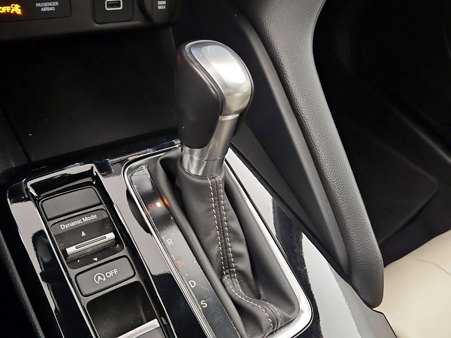 Thumbnail: 2023 Acura Integra - 17