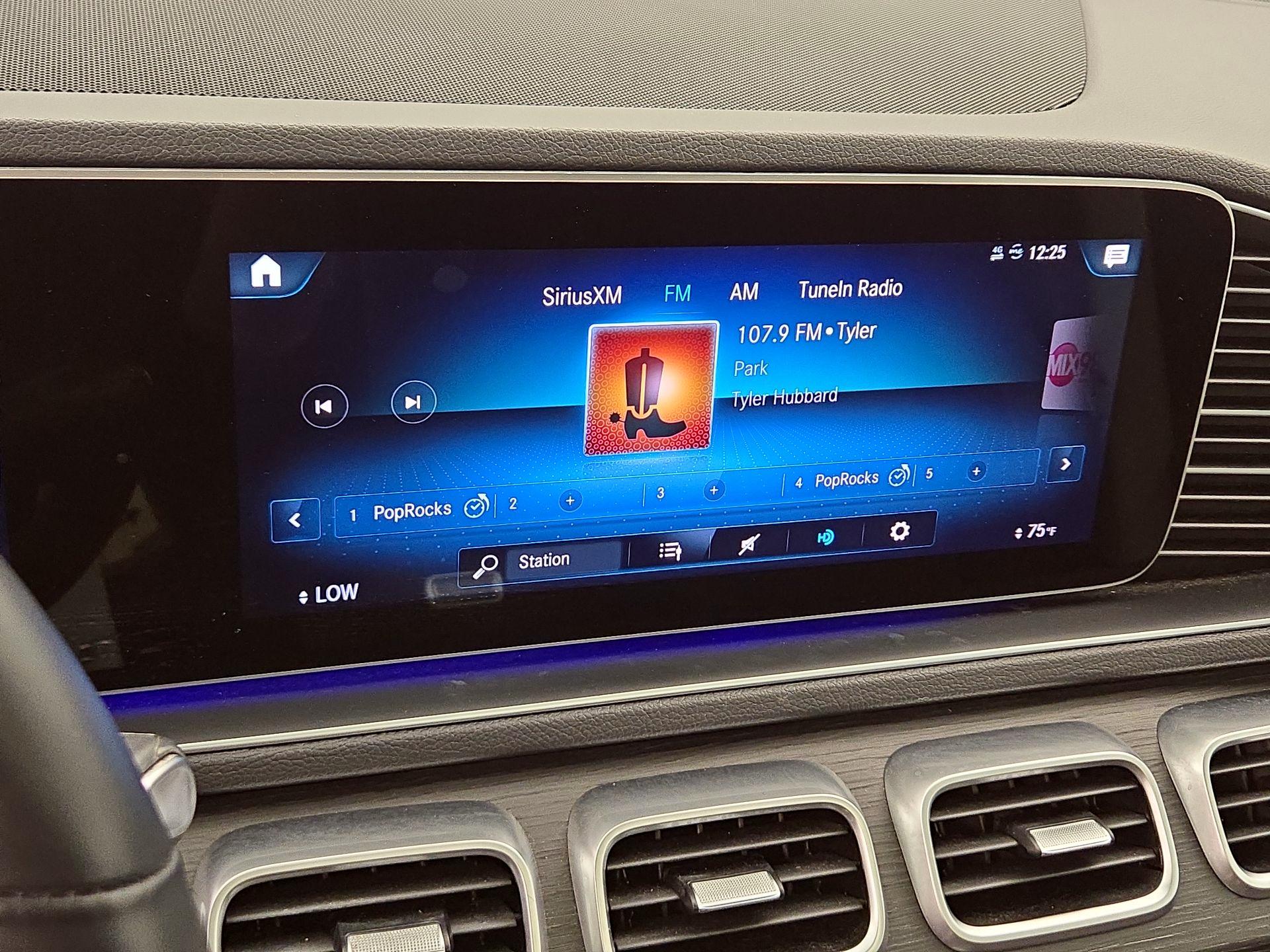 Thumbnail: 2023 Mercedes-Benz GLE - 16