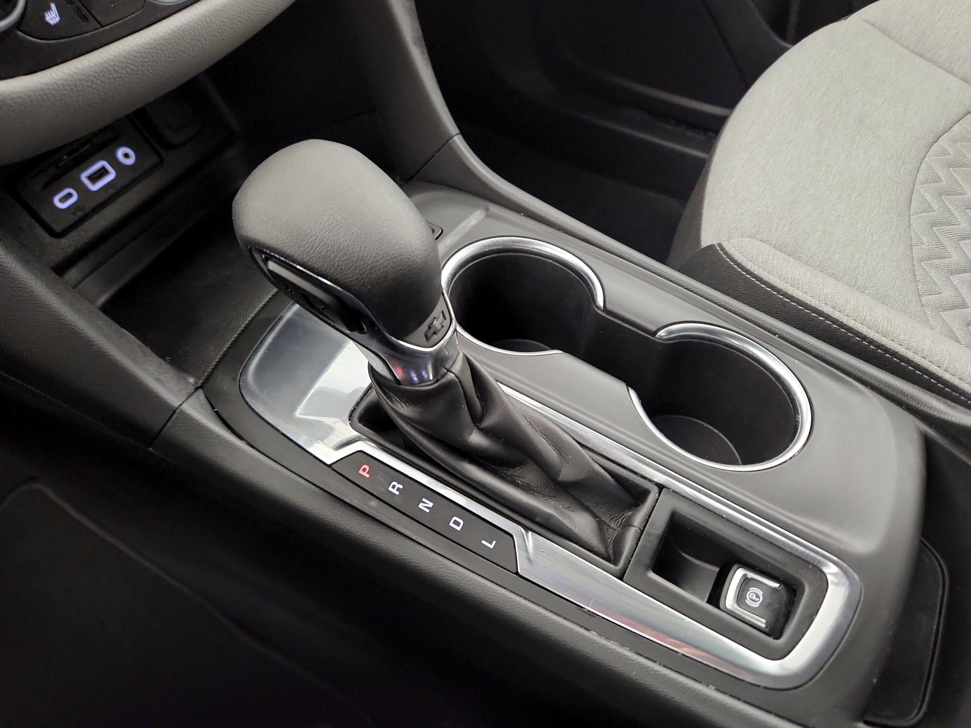 Thumbnail: 2022 Chevrolet Equinox - 15