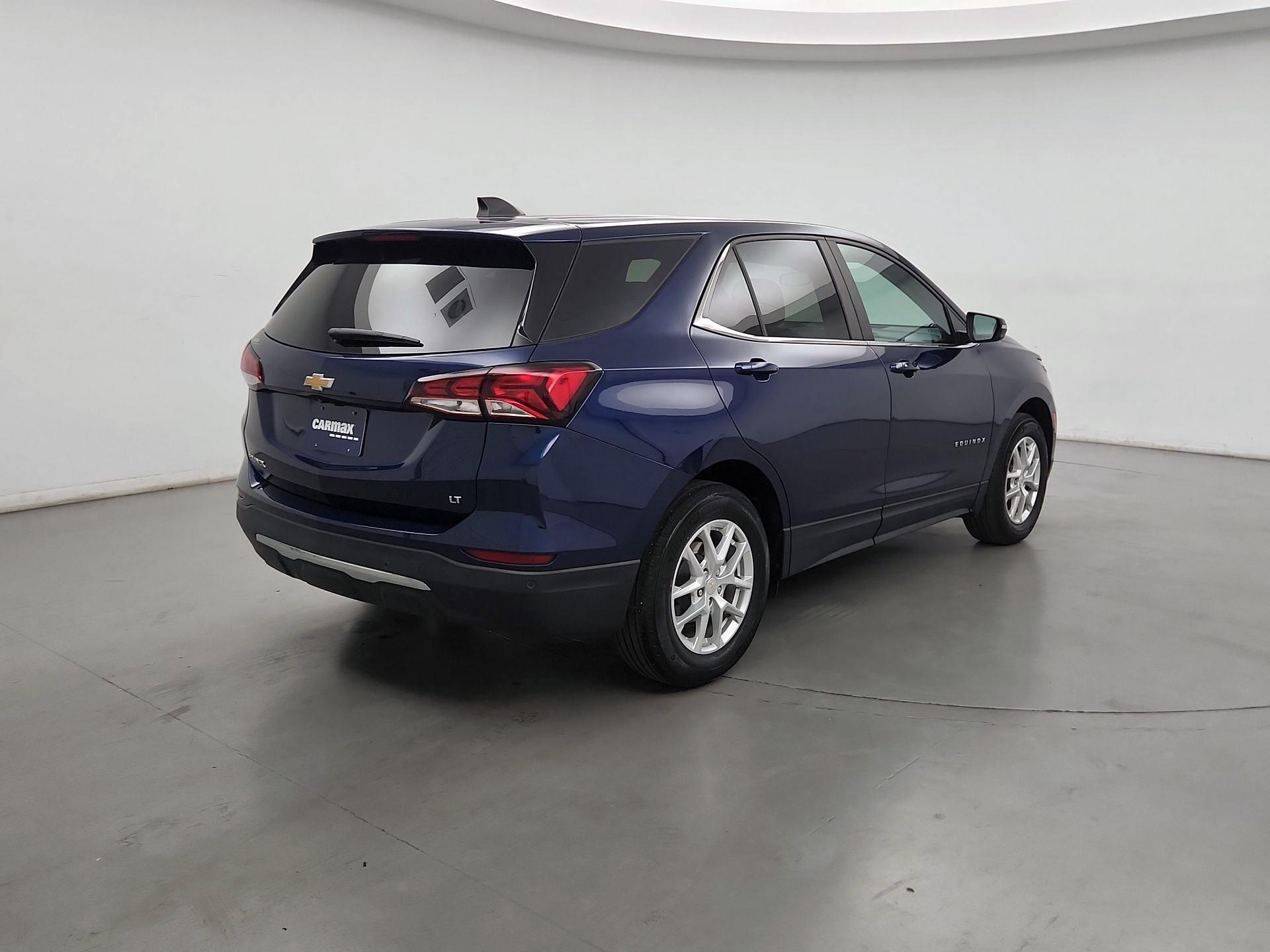 Thumbnail: 2022 Chevrolet Equinox - 5