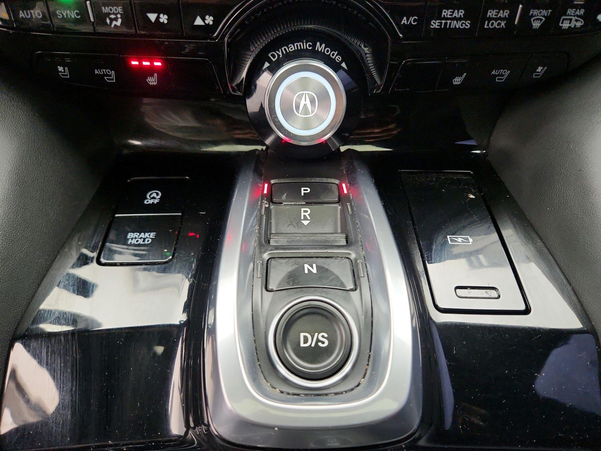 Thumbnail: 2022 Acura MDX - 18