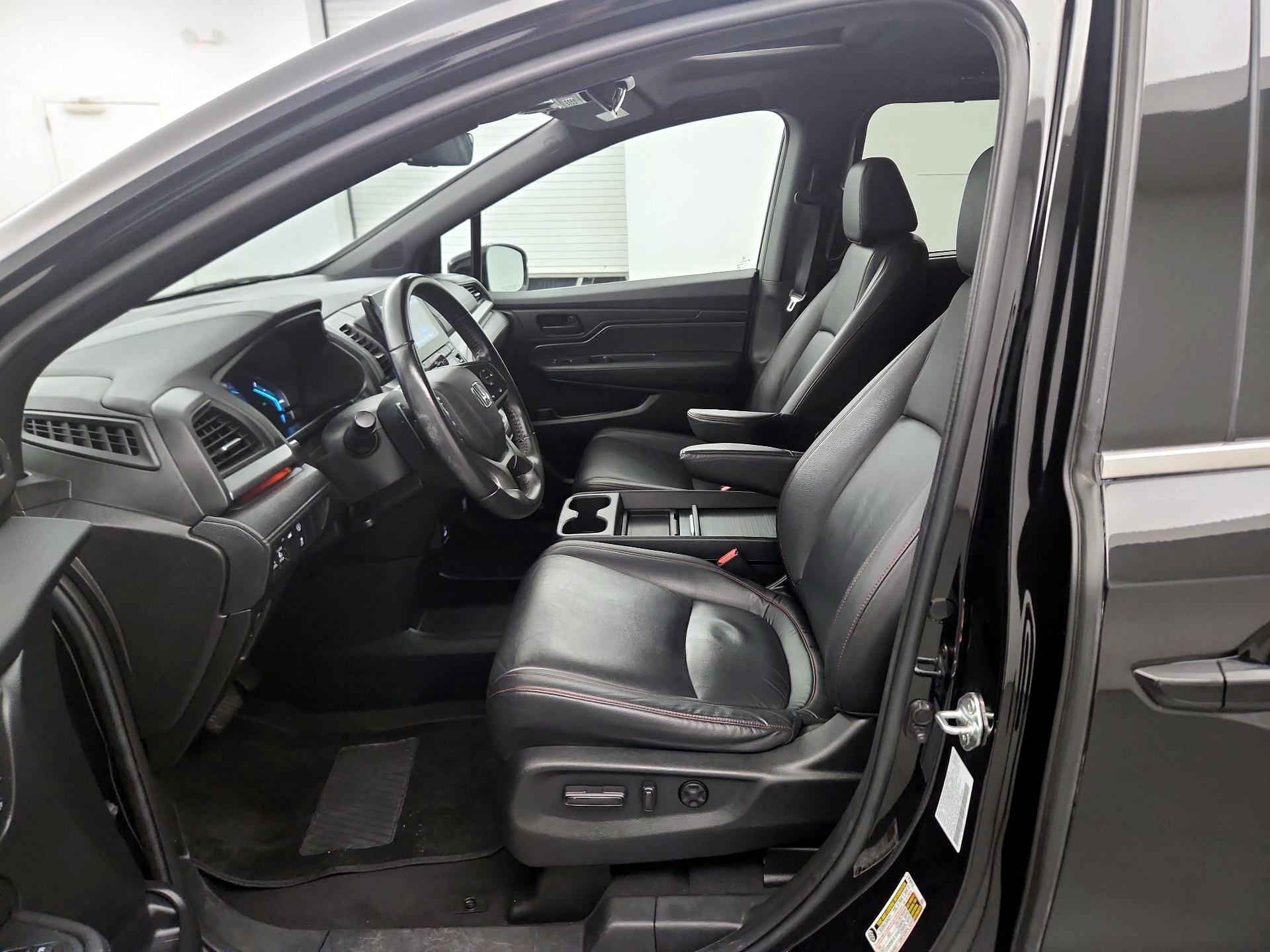 Thumbnail: 2023 Honda Odyssey - 9