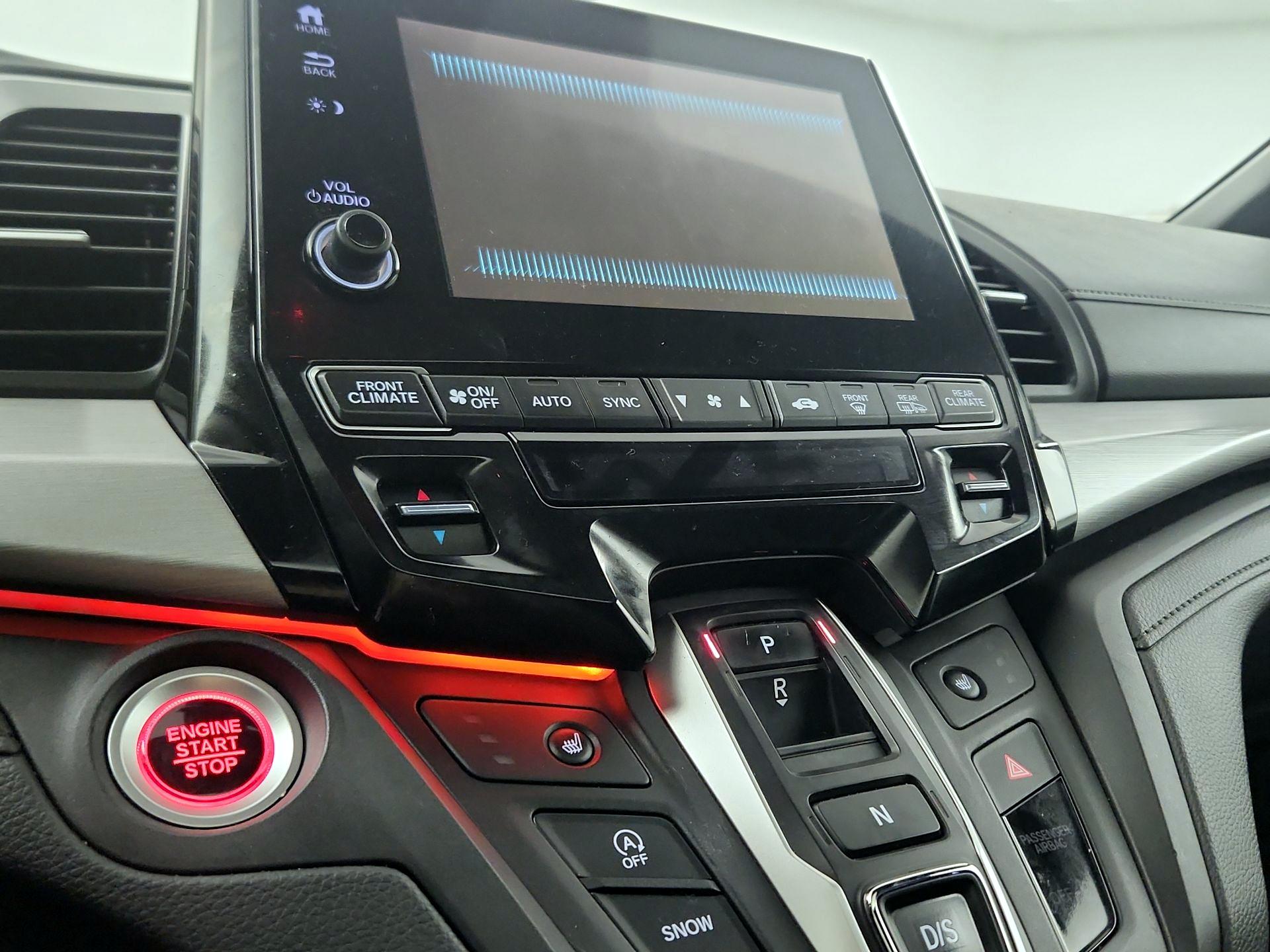 Thumbnail: 2023 Honda Odyssey - 14