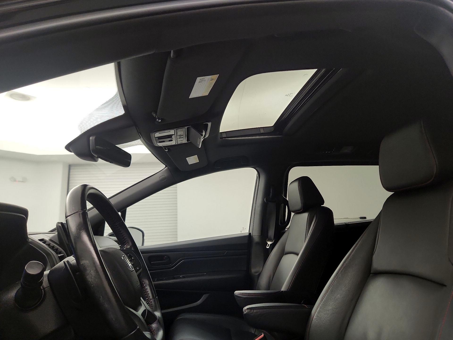 Thumbnail: 2023 Honda Odyssey - 17