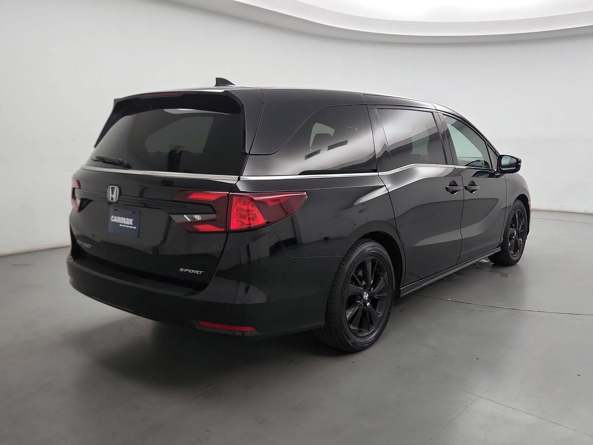 Thumbnail: 2023 Honda Odyssey - 5