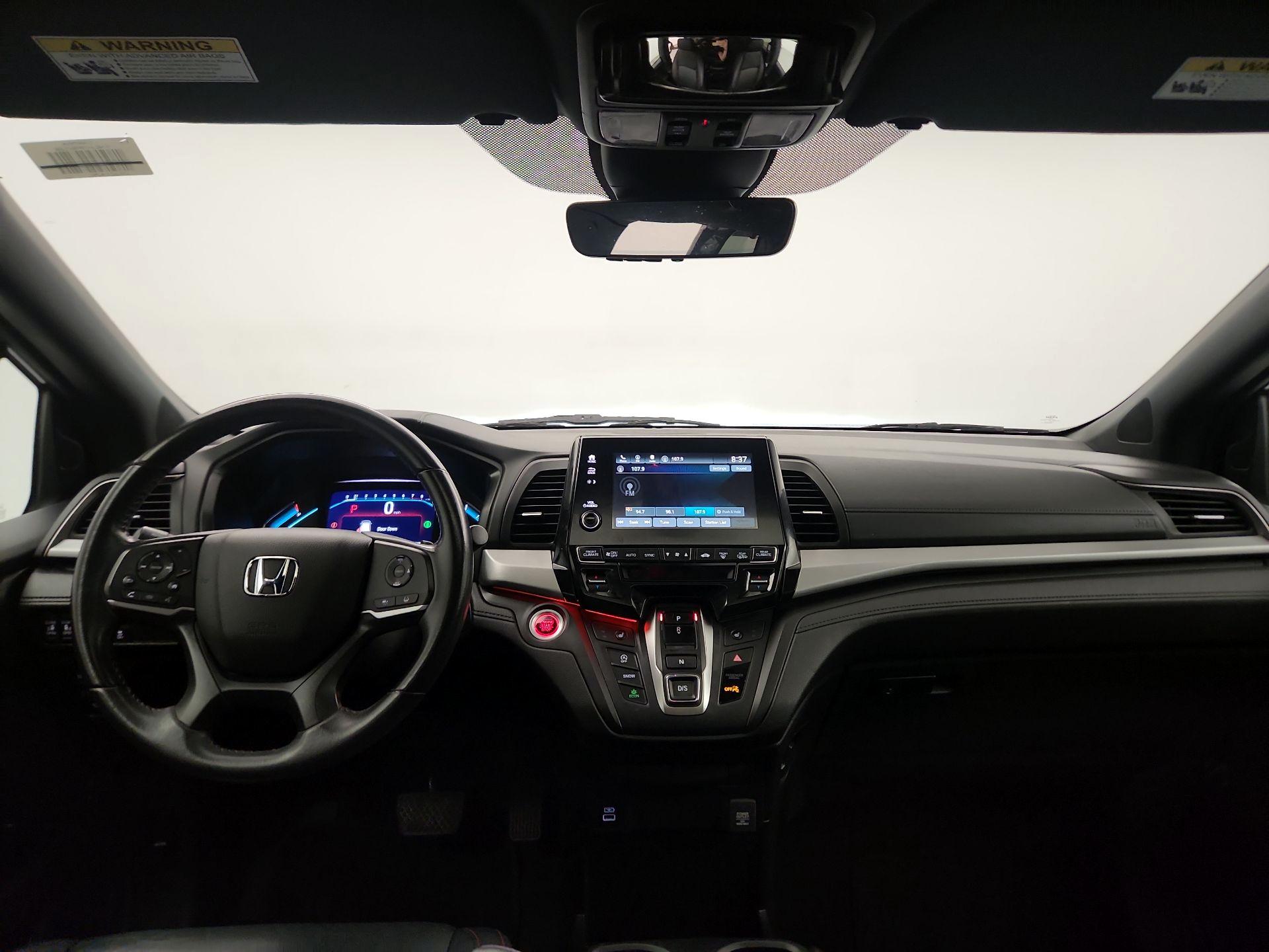 Thumbnail: 2023 Honda Odyssey - 8